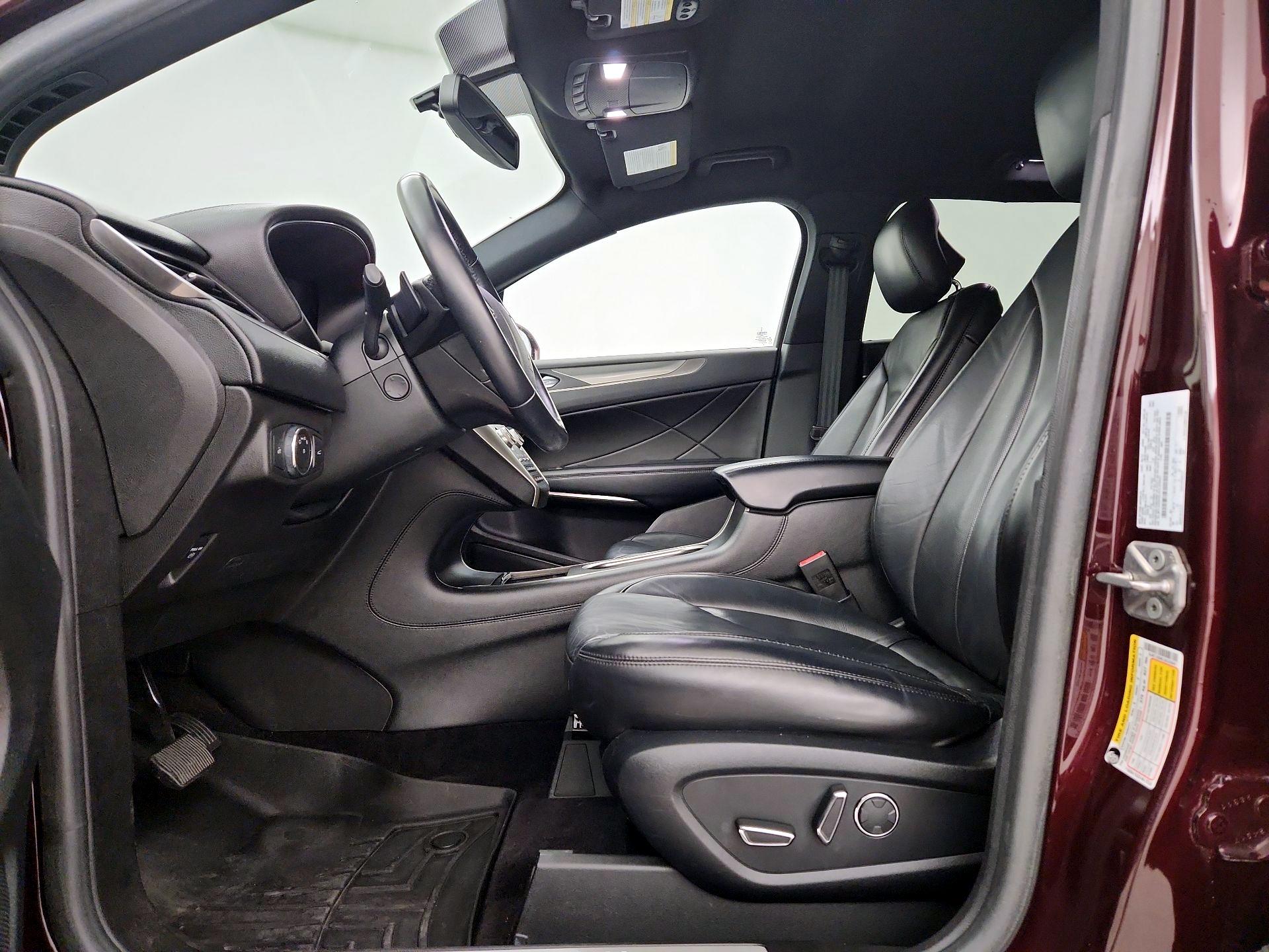 Thumbnail: 2018 Lincoln MKC - 11