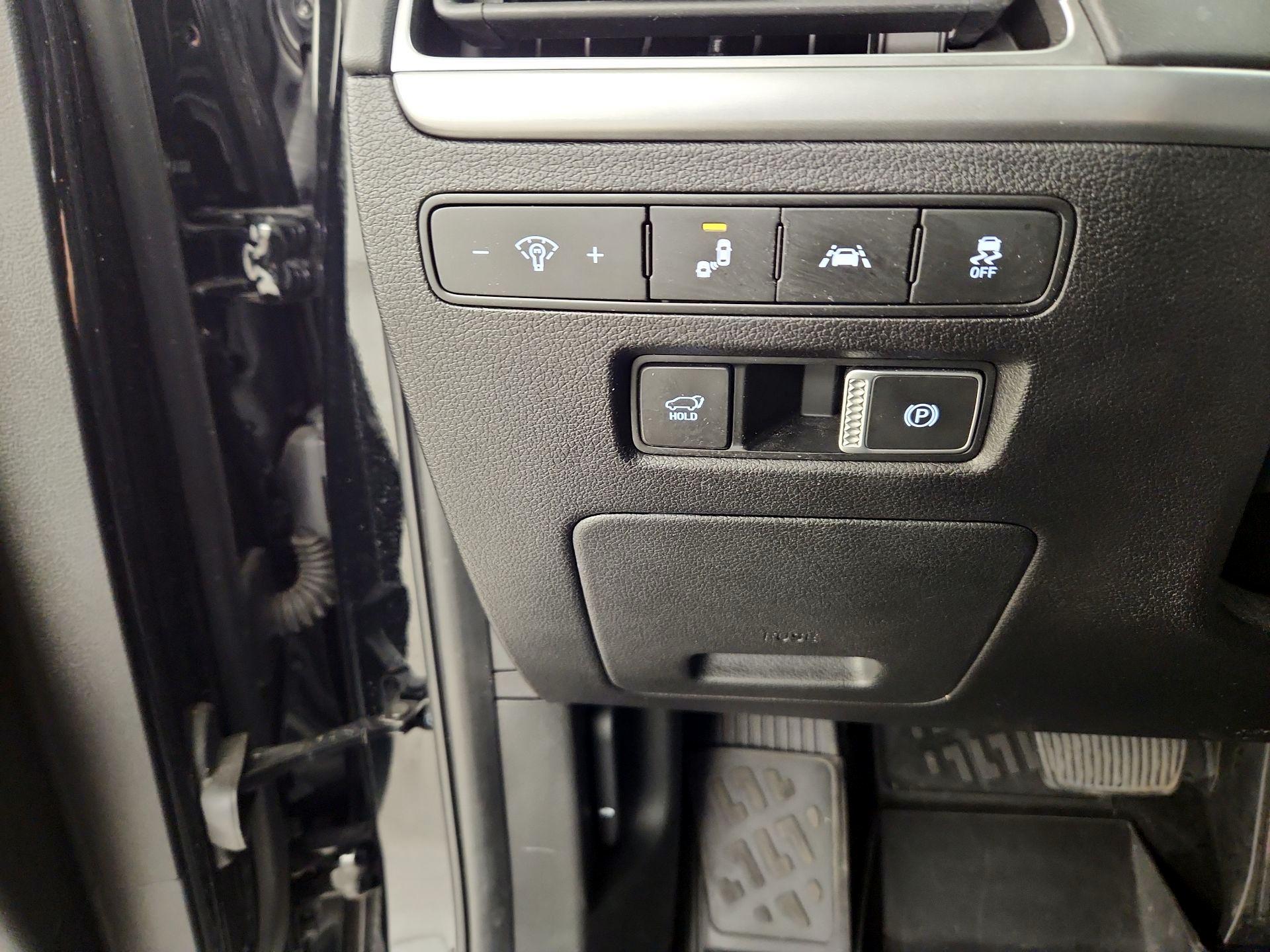 Thumbnail: 2022 Hyundai Palisade - 13