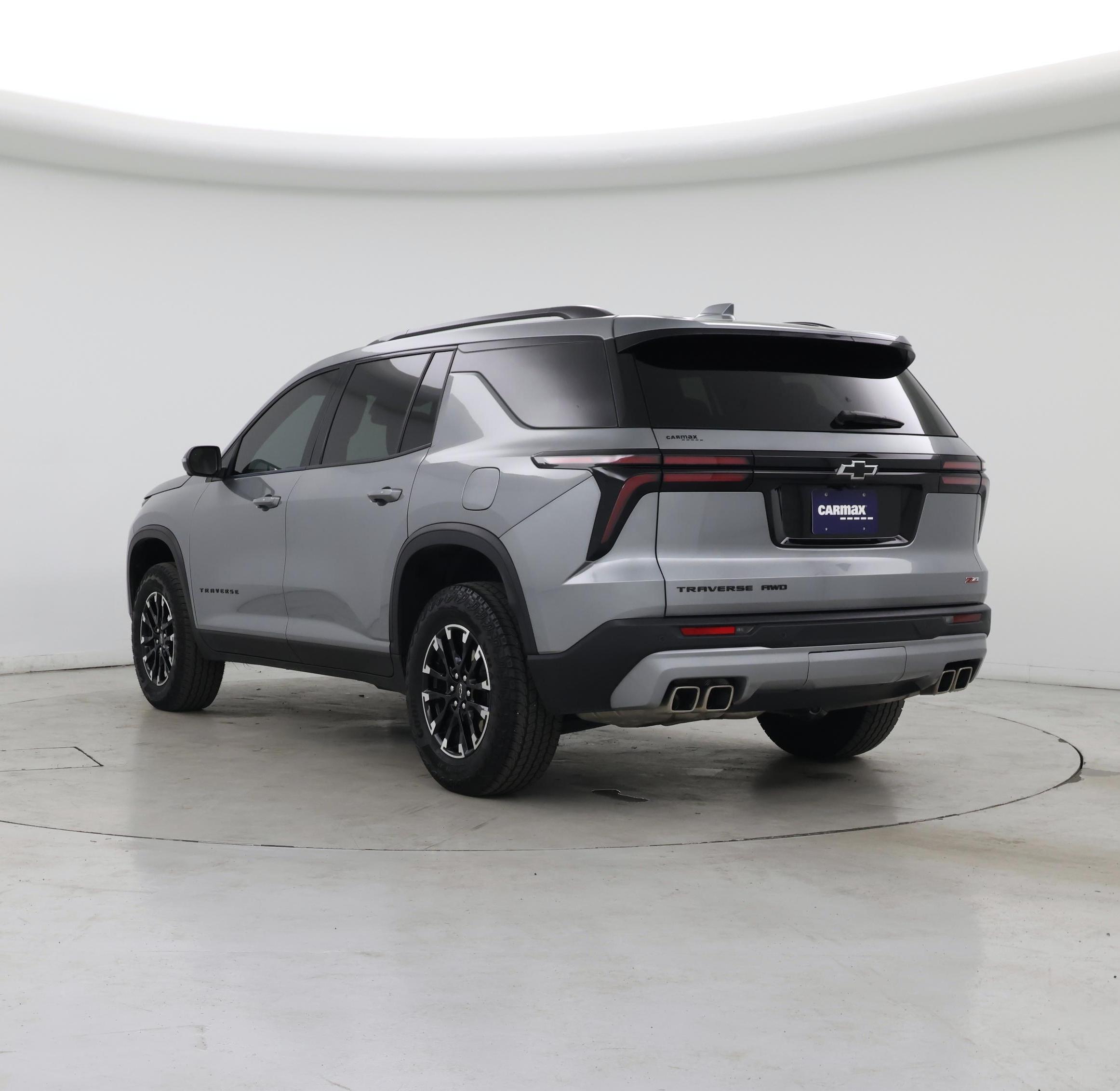 Thumbnail: 2024 Chevrolet Traverse - 2