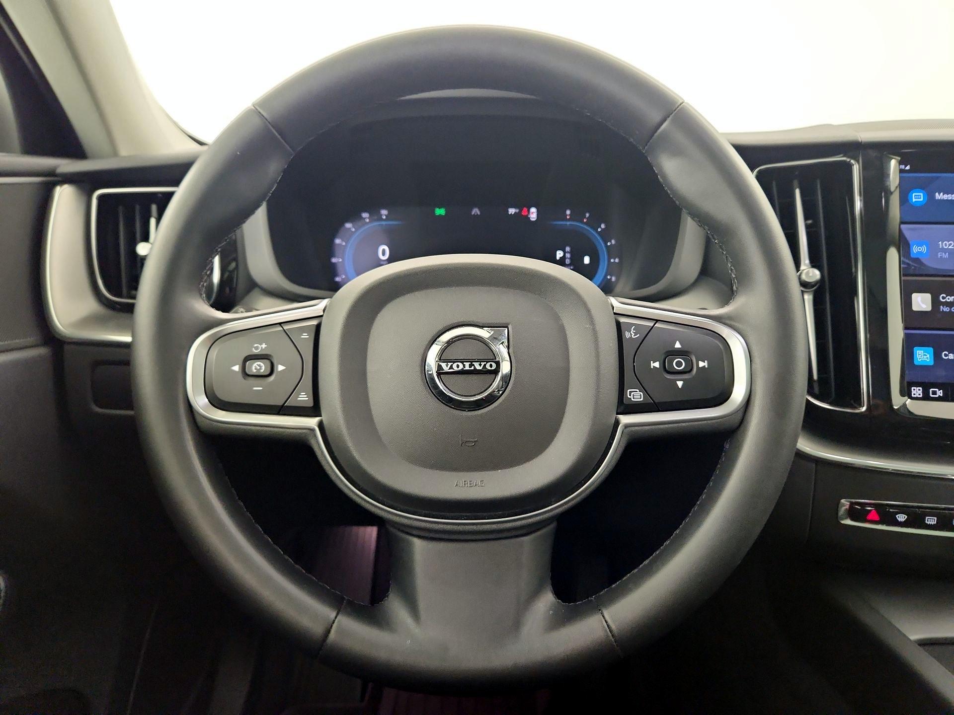 Thumbnail: 2023 Volvo XC60 - 10