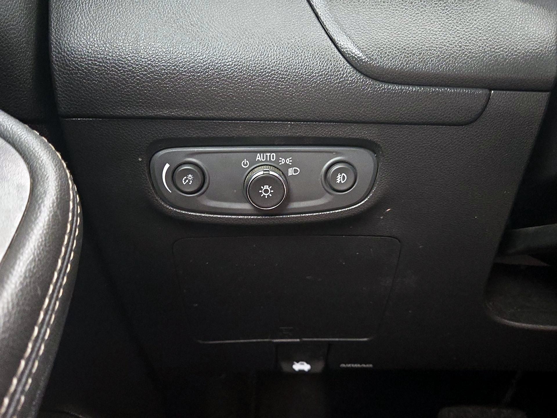 Thumbnail: 2023 Buick Encore GX - 13