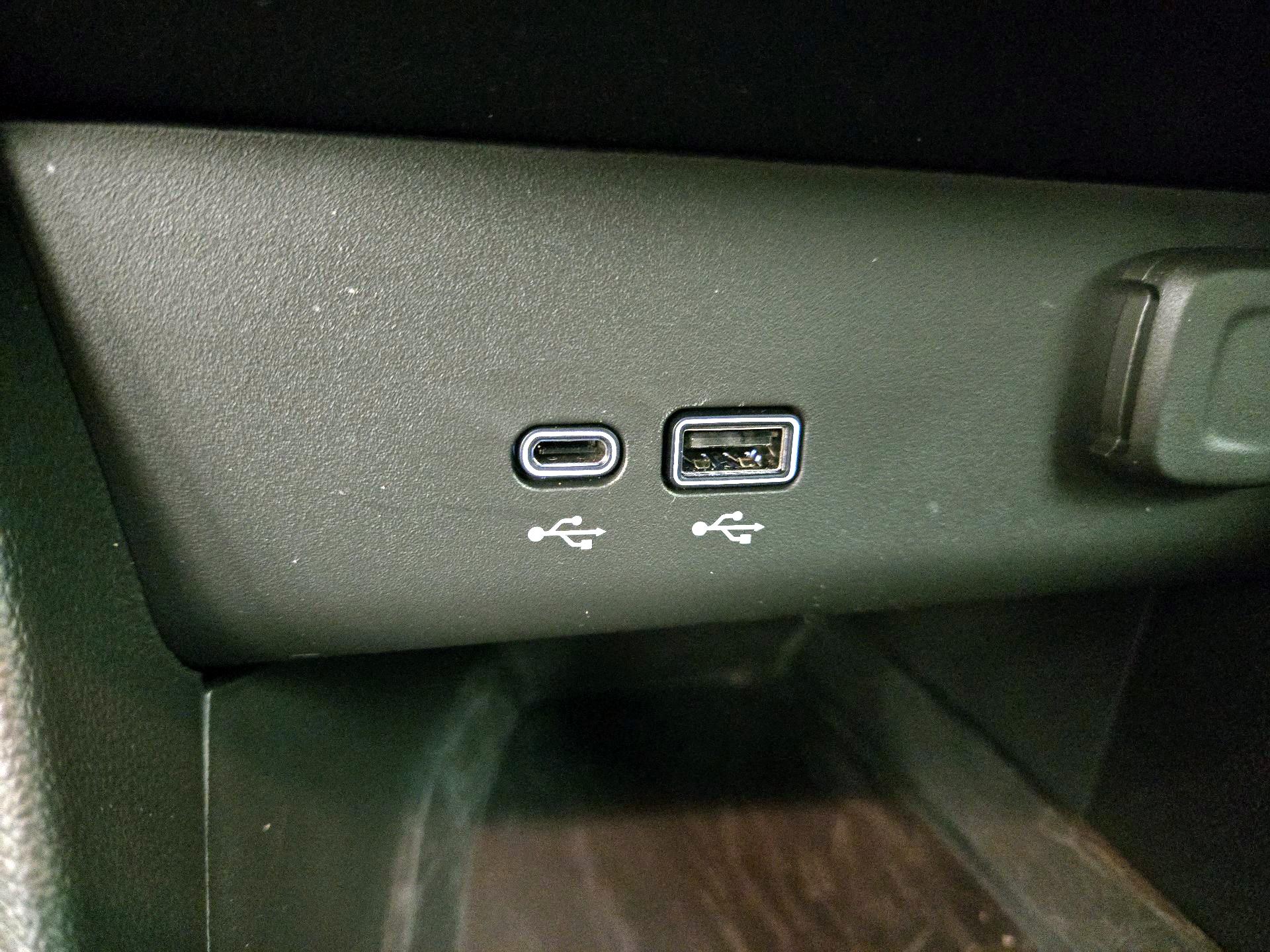 Thumbnail: 2024 Buick Encore GX - 18