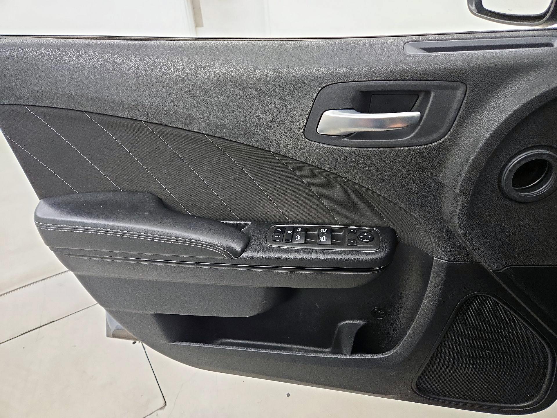 Thumbnail: 2022 Dodge Charger - 12