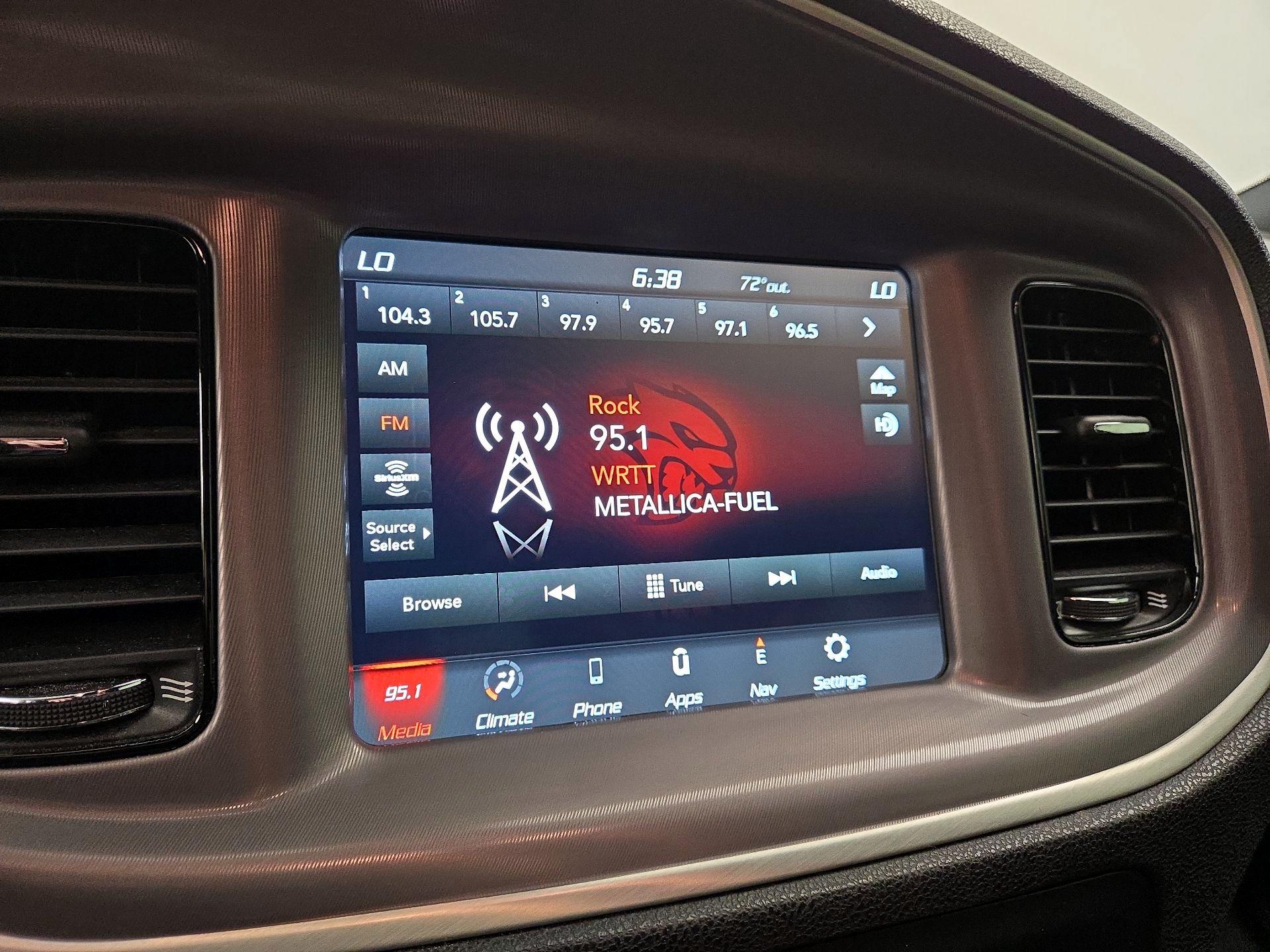 Thumbnail: 2022 Dodge Charger - 16