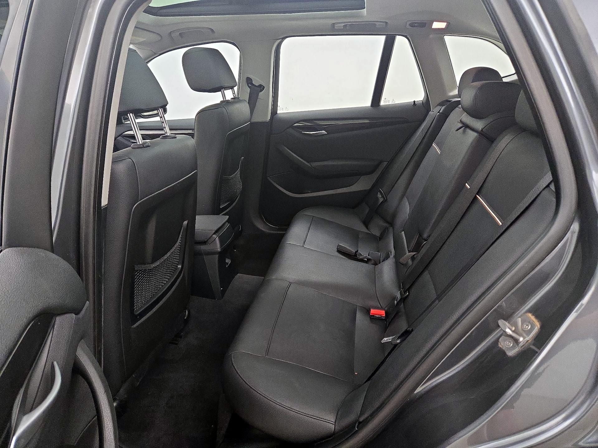 Thumbnail: 2015 BMW X1 - 19