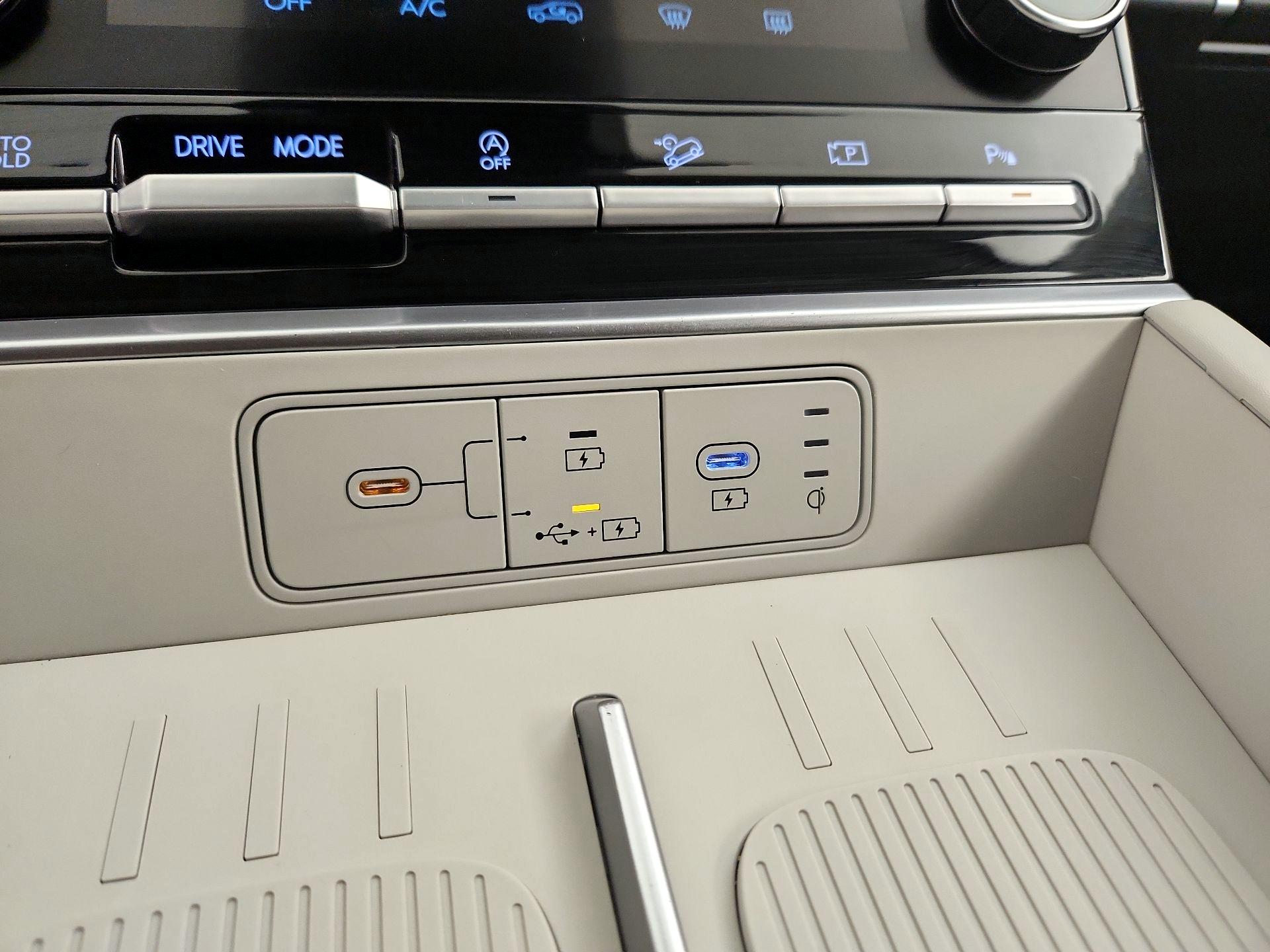 Thumbnail: 2025 Hyundai Santa Fe - 18