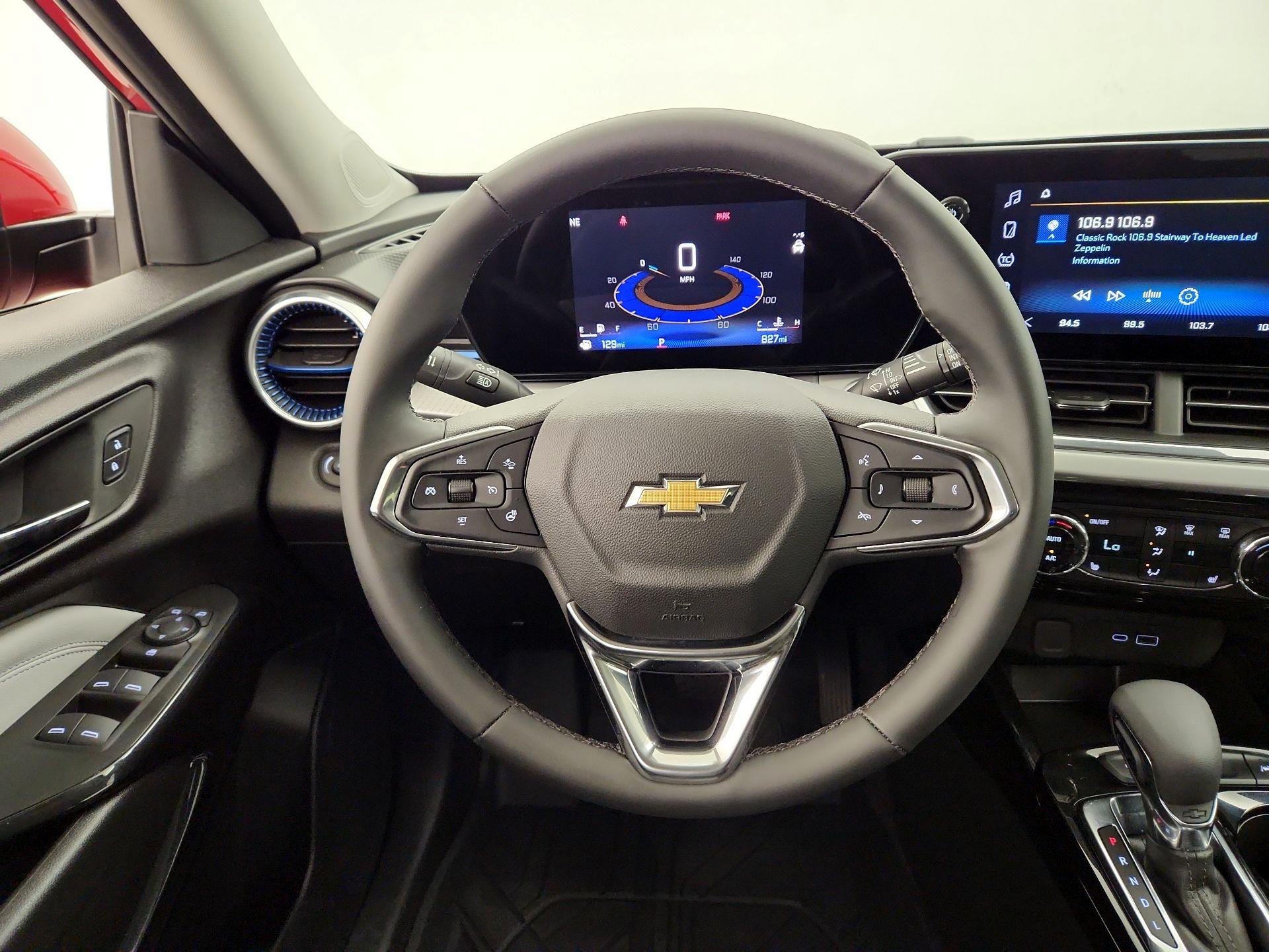 Thumbnail: 2026 Chevrolet Trax - 10