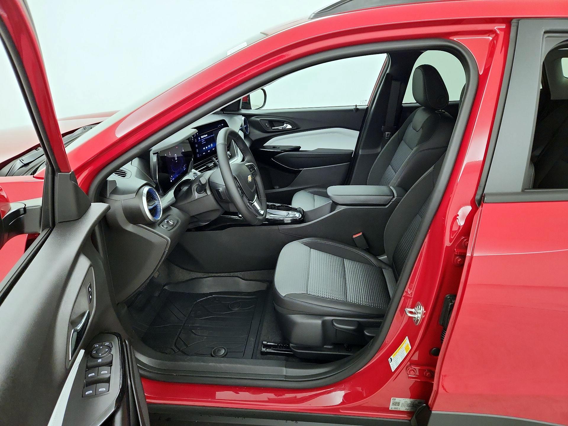 Thumbnail: 2026 Chevrolet Trax - 11