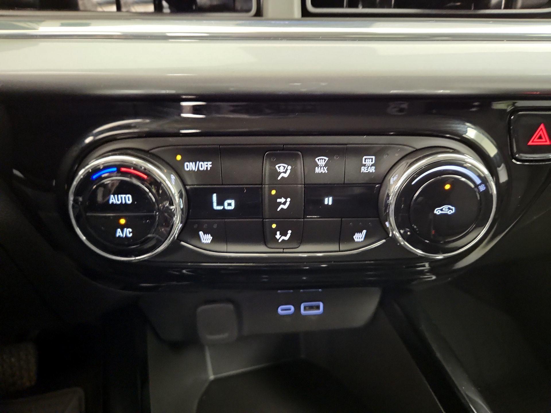 Thumbnail: 2026 Chevrolet Trax - 16