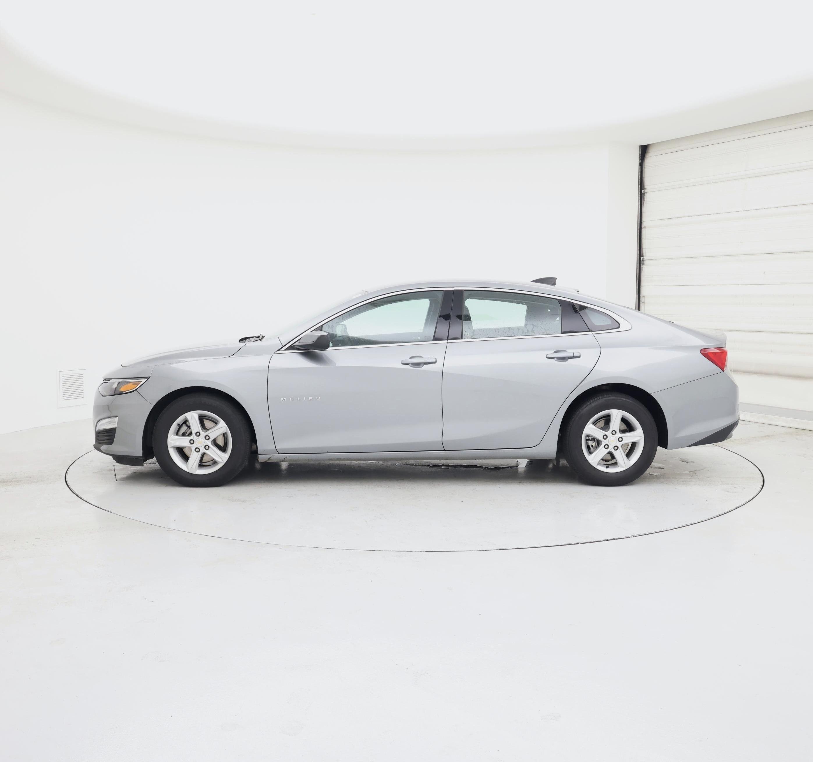 Thumbnail: 2025 Chevrolet Malibu - 3