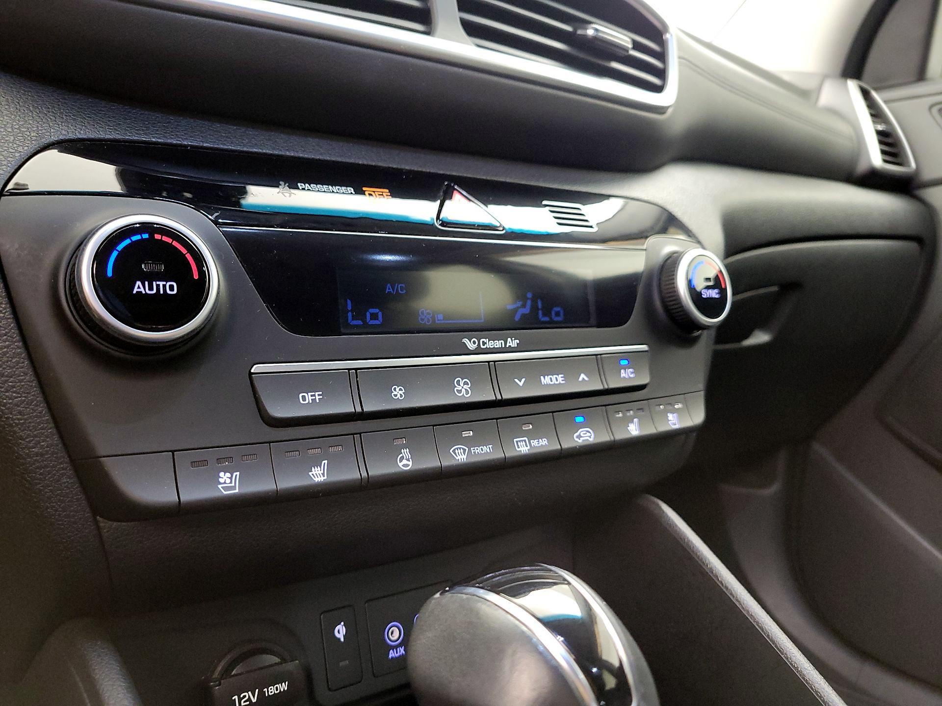 Thumbnail: 2020 Hyundai Tucson - 17
