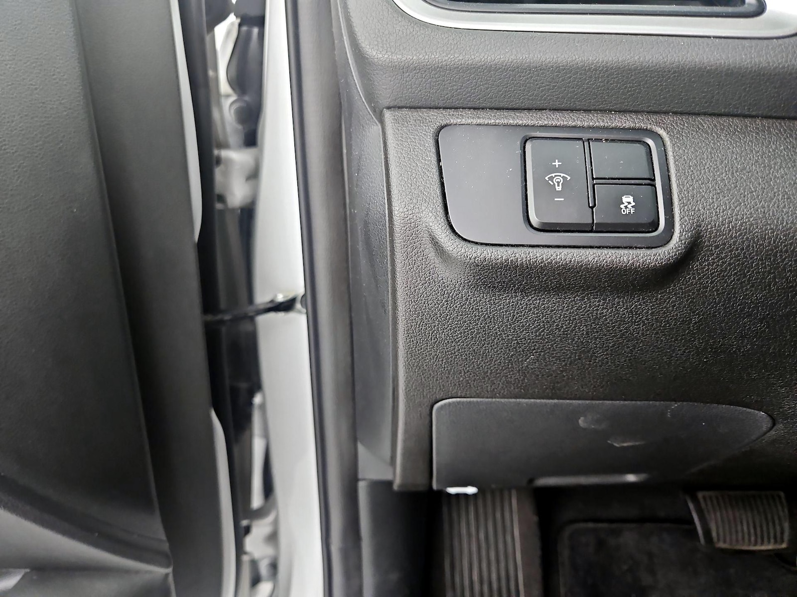 2022 Hyundai Accent SE - Photo 14