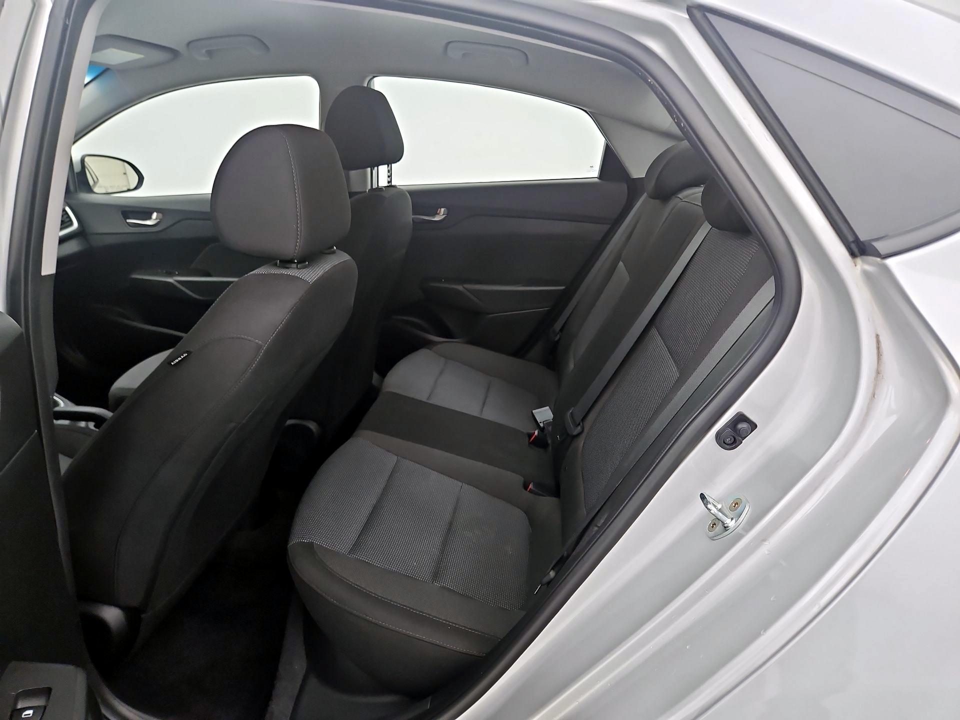 Thumbnail: 2022 Hyundai Accent - 19