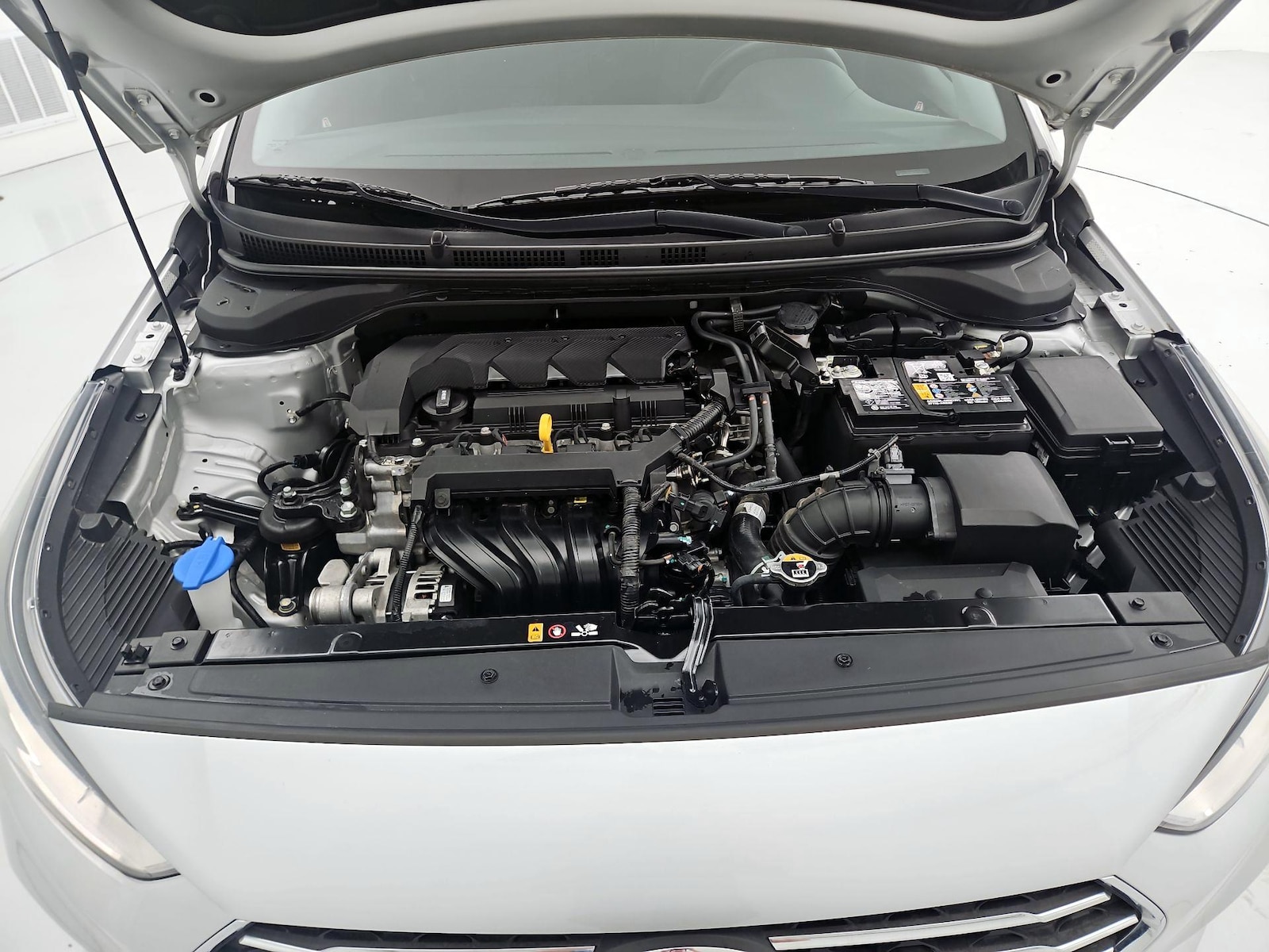 2022 Hyundai Accent SE - Photo 22