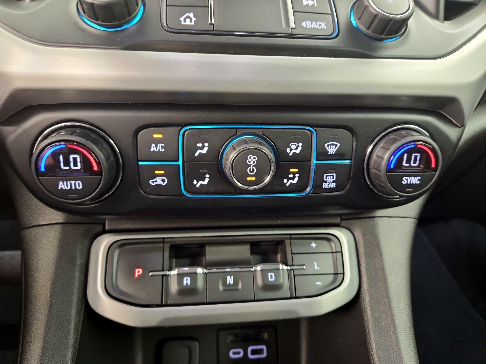 Thumbnail: 2021 GMC Acadia - 17