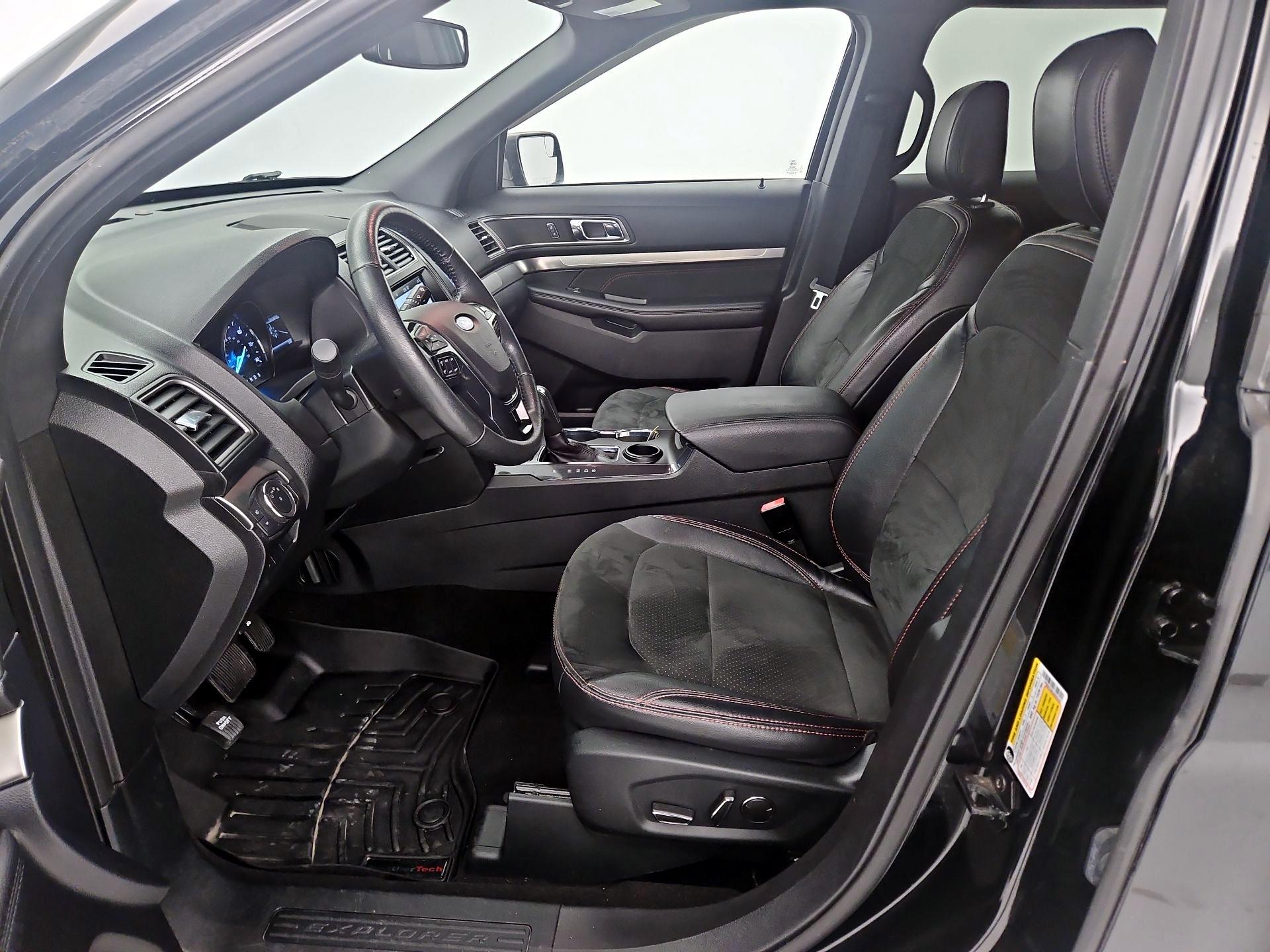 Thumbnail: 2018 Ford Explorer - 11