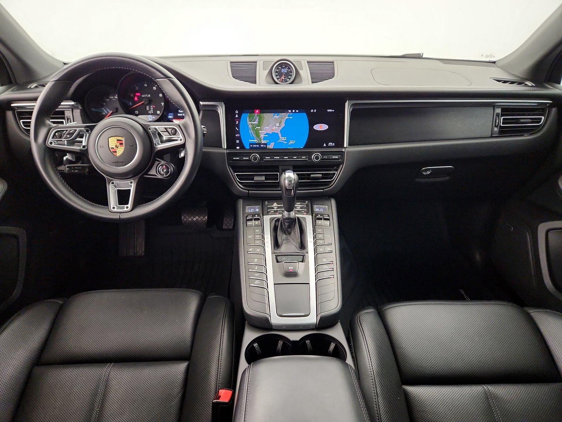 Thumbnail: 2020 Porsche Macan - 9