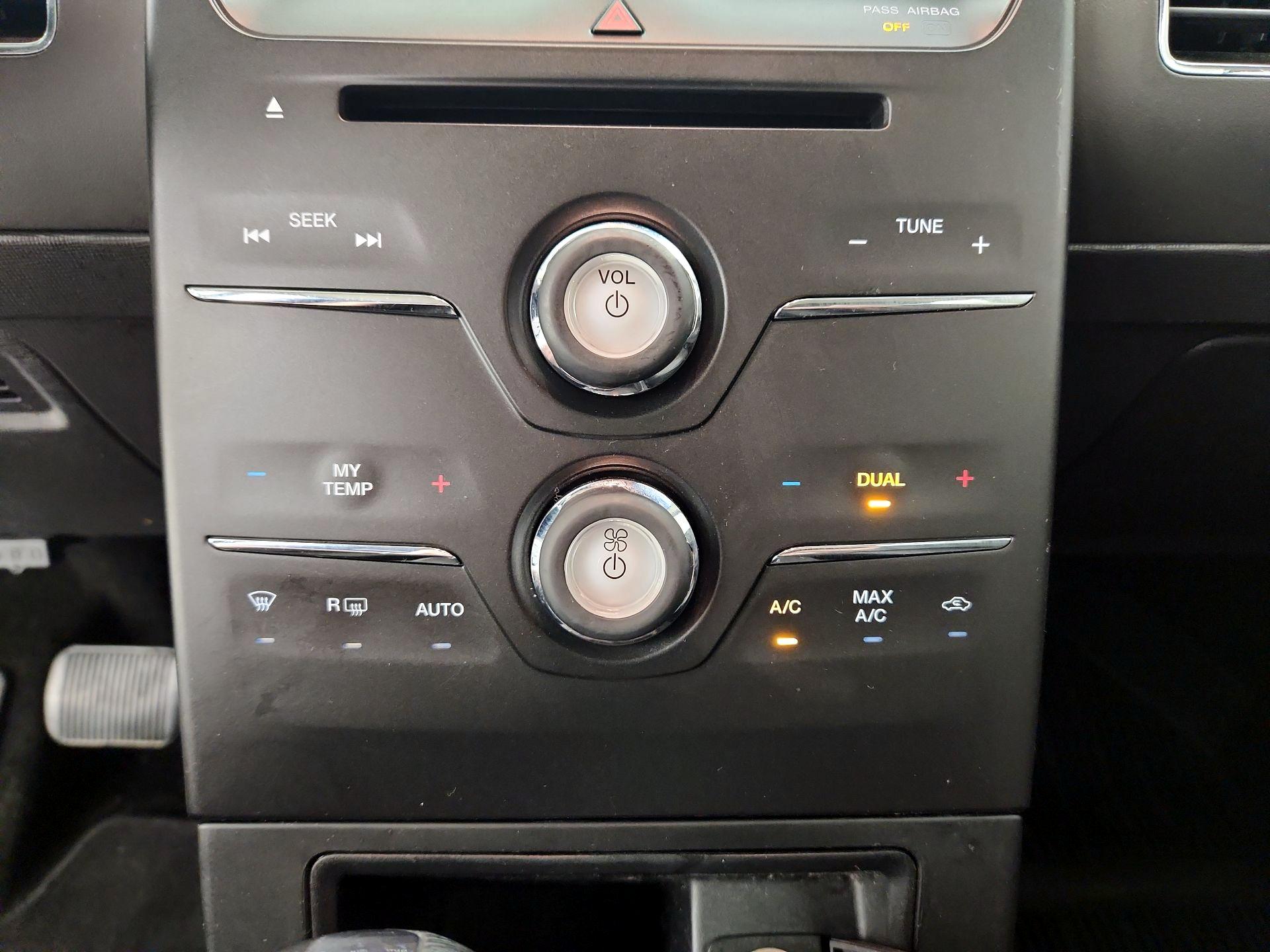 Thumbnail: 2019 Ford Flex - 17