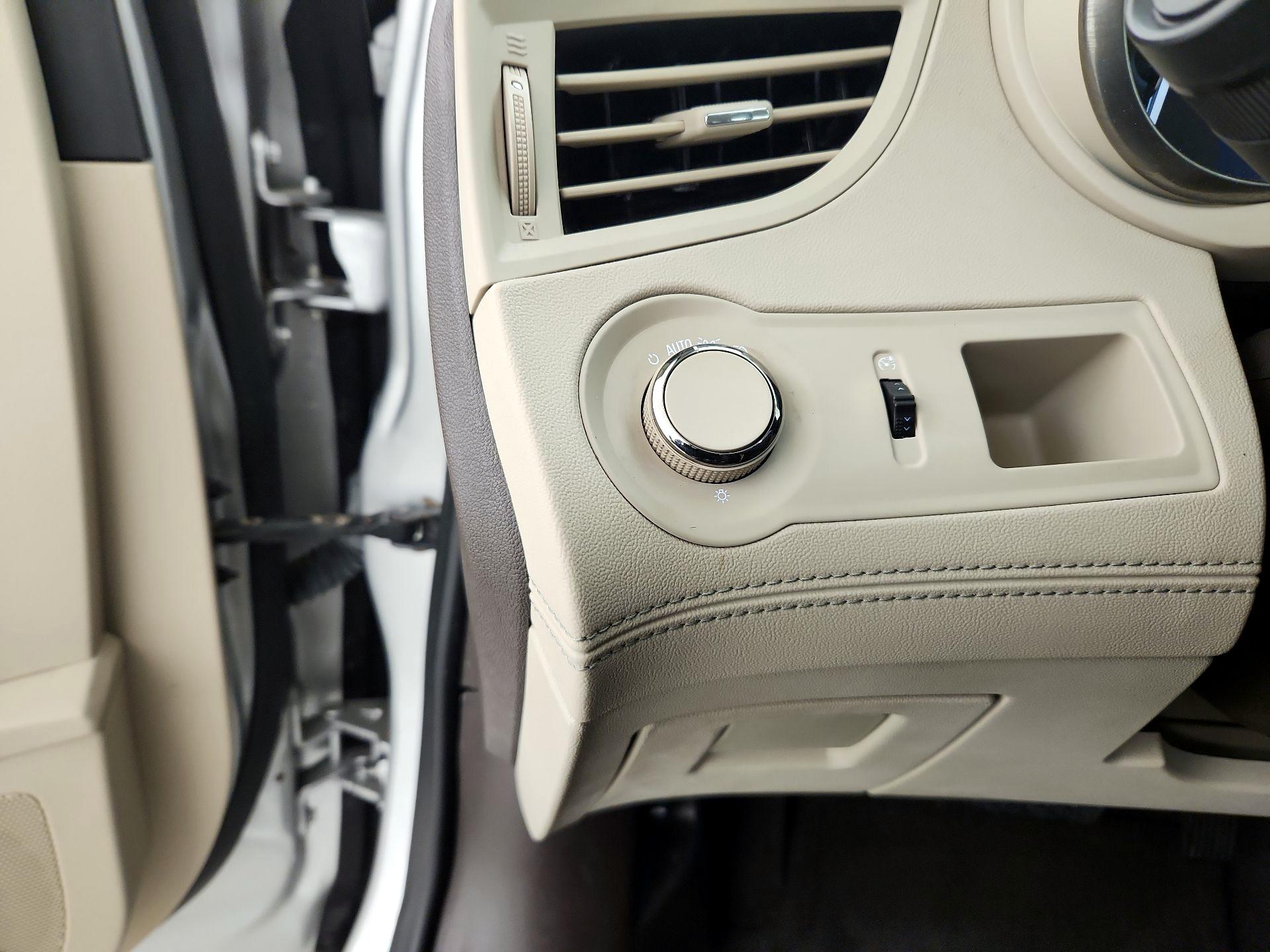 Thumbnail: 2015 Buick LaCrosse - 13