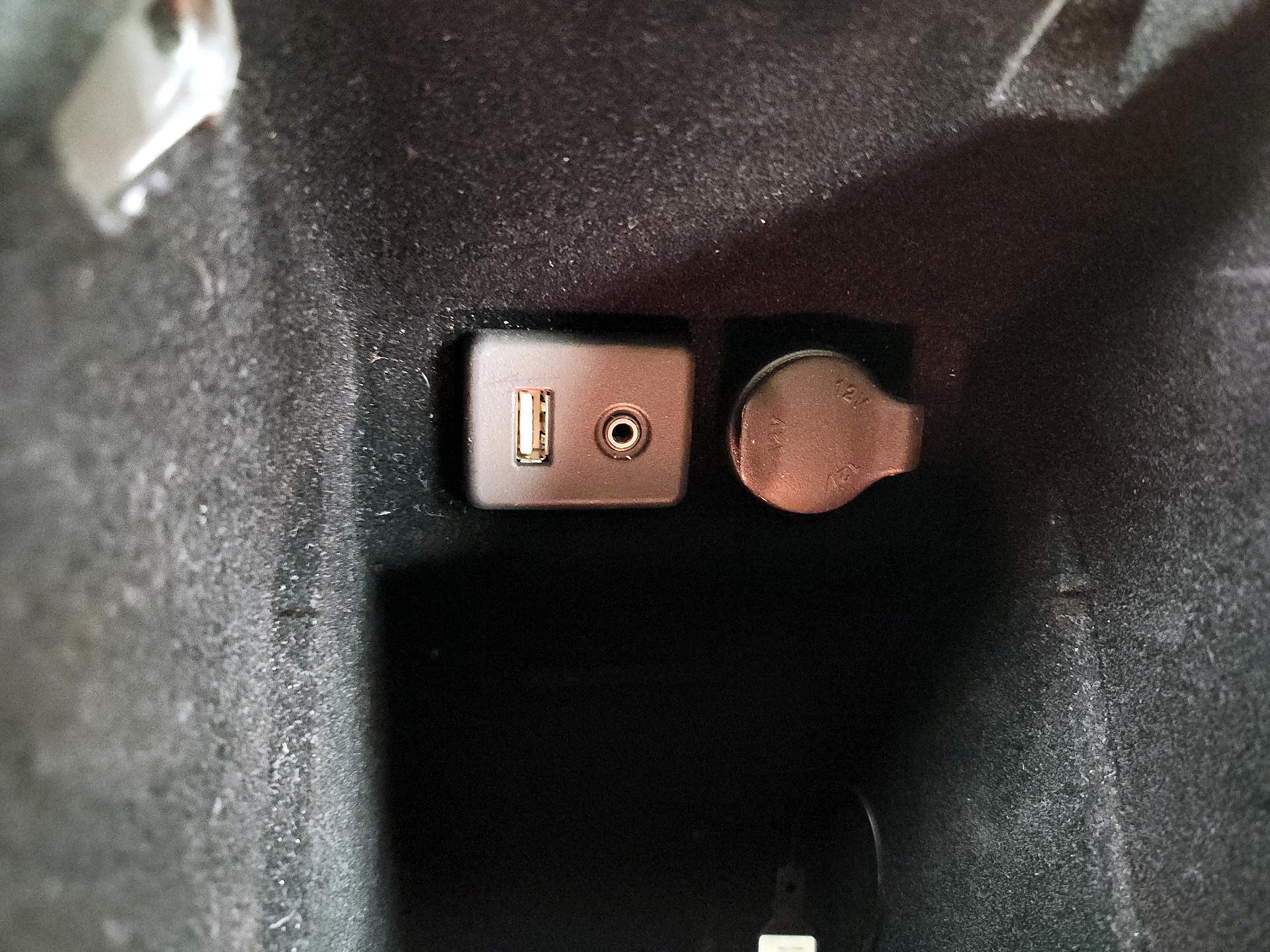 Thumbnail: 2015 Buick LaCrosse - 19