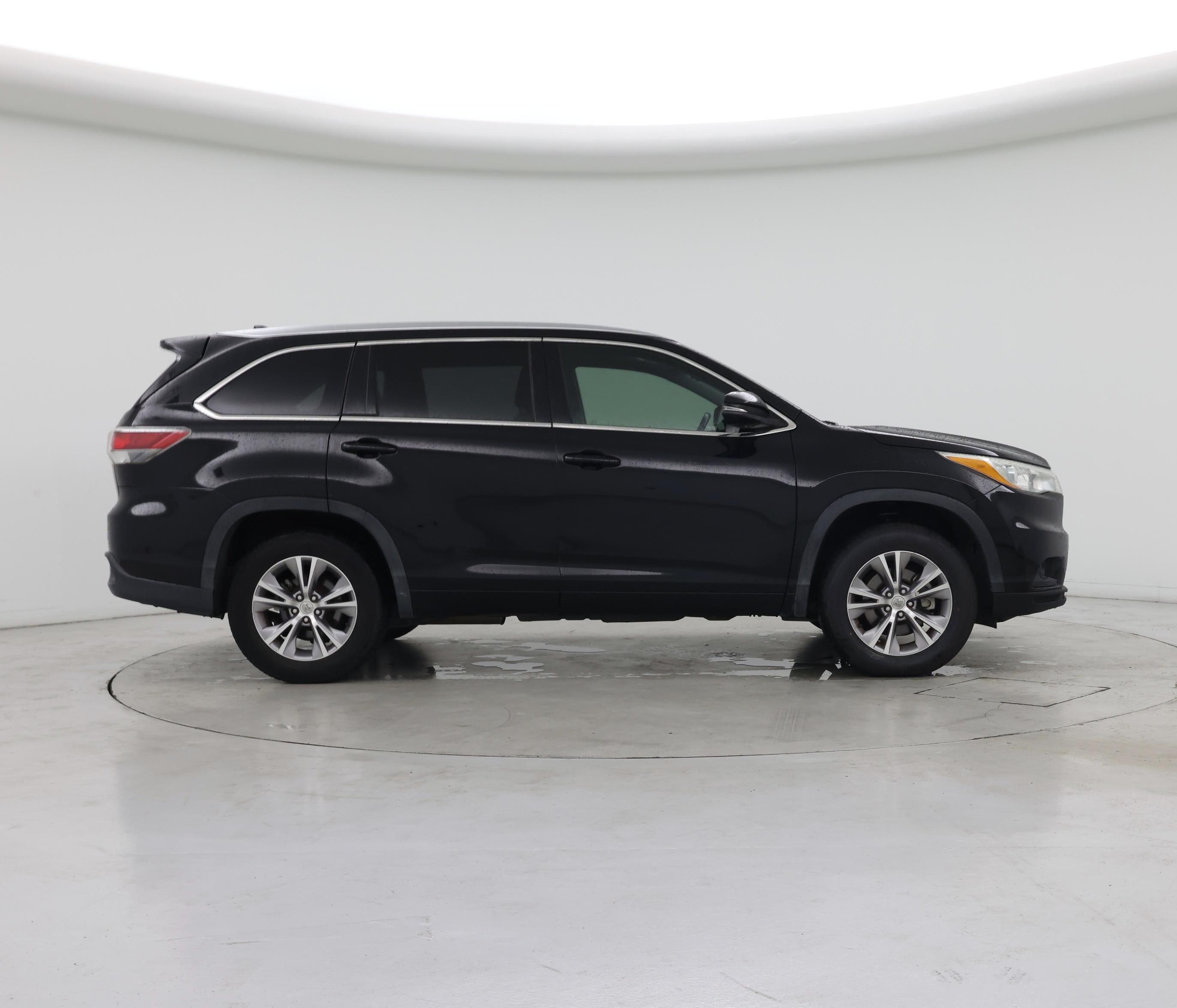Thumbnail: 2015 Toyota Highlander - 7
