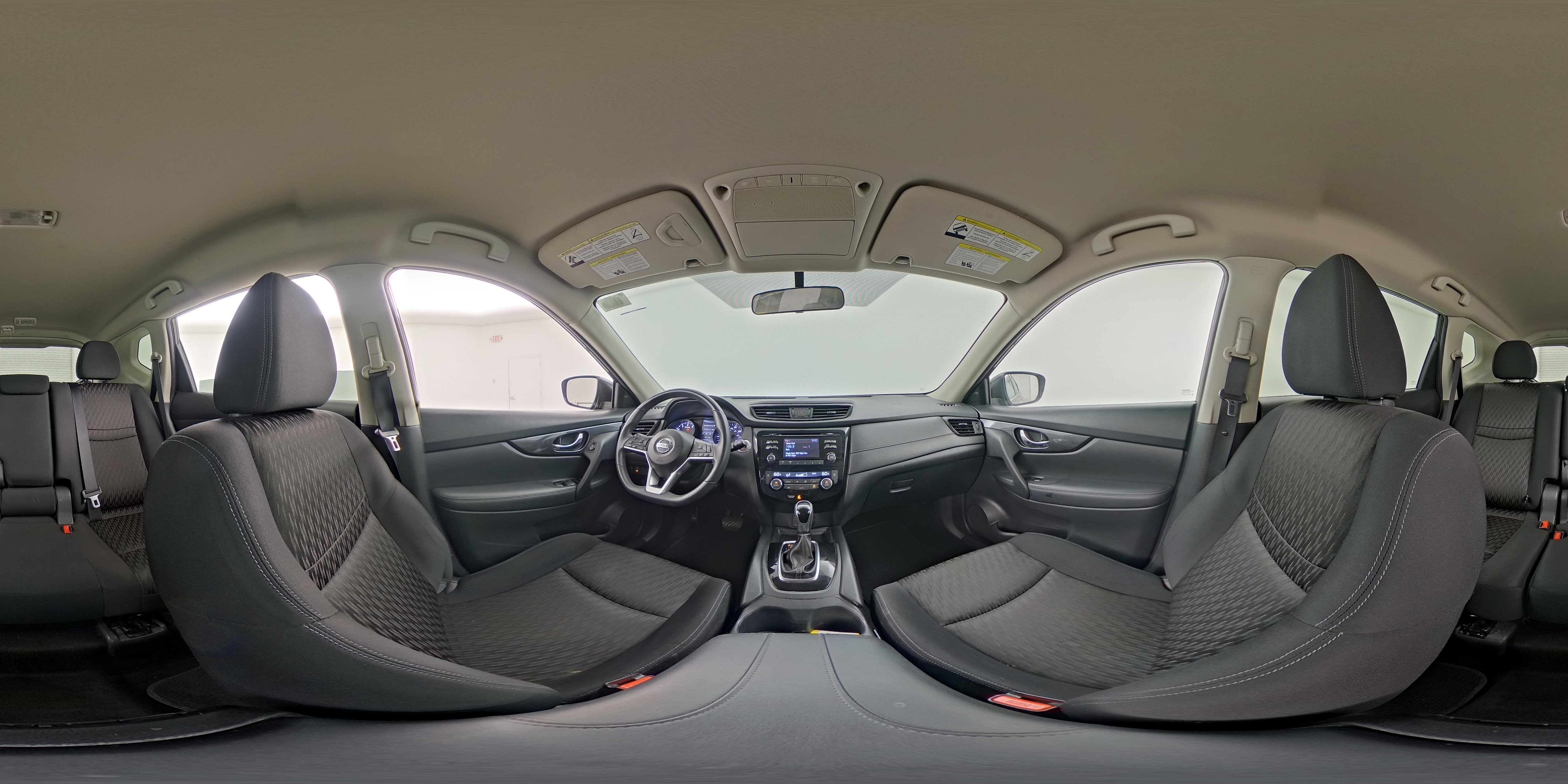 2017 Nissan Rogue SV - Photo 25