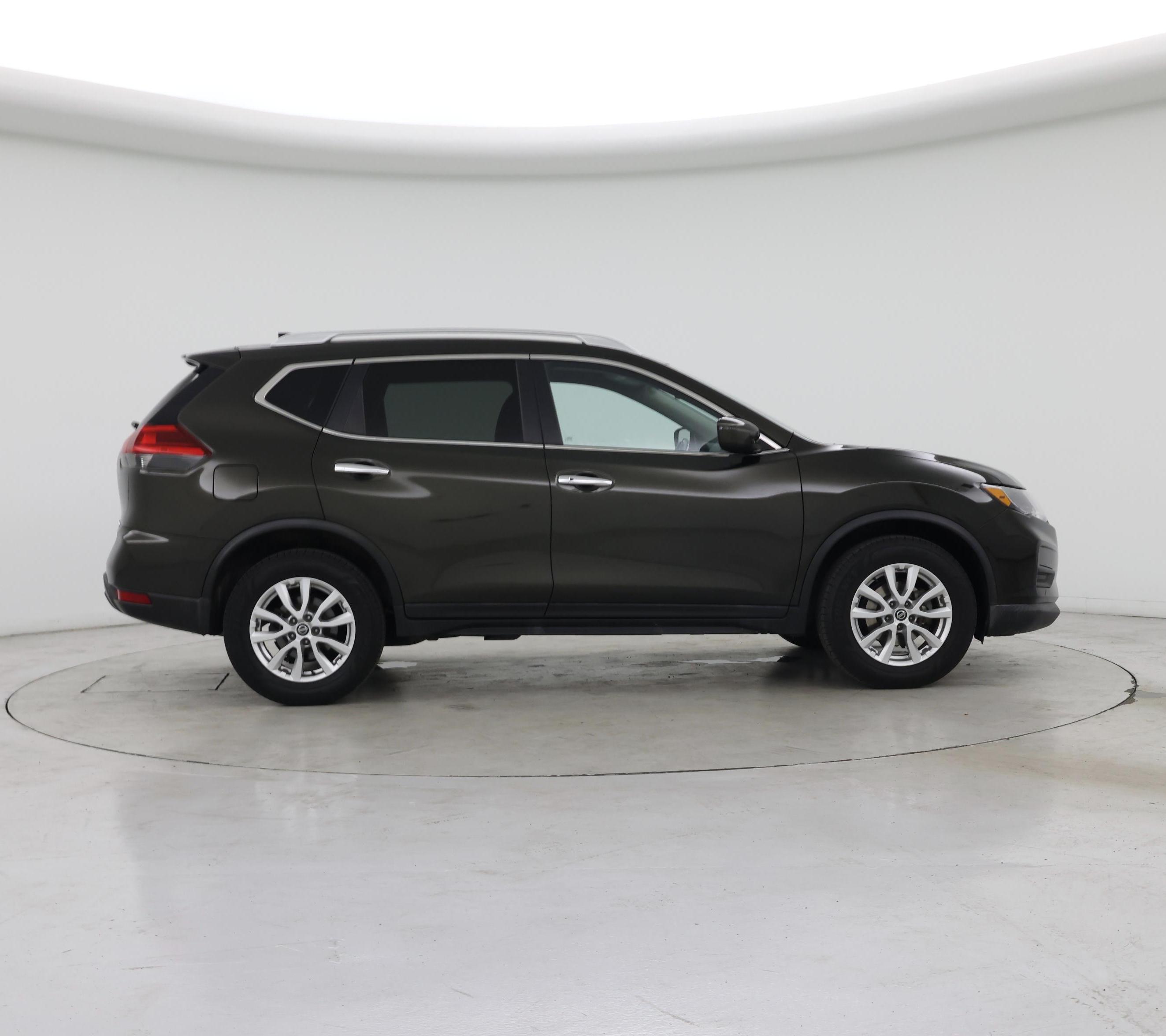 Thumbnail: 2017 Nissan Rogue - 7