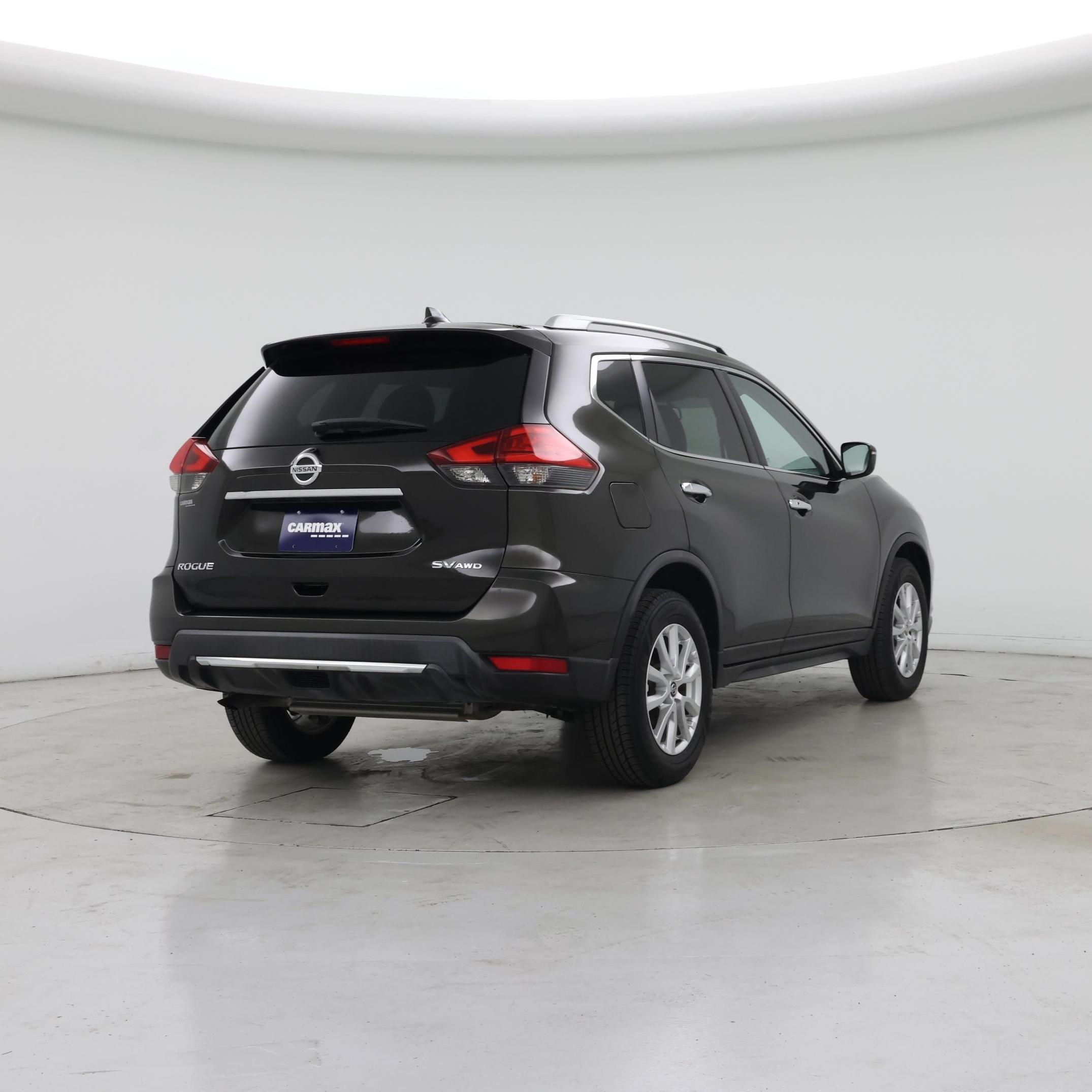 Thumbnail: 2017 Nissan Rogue - 8