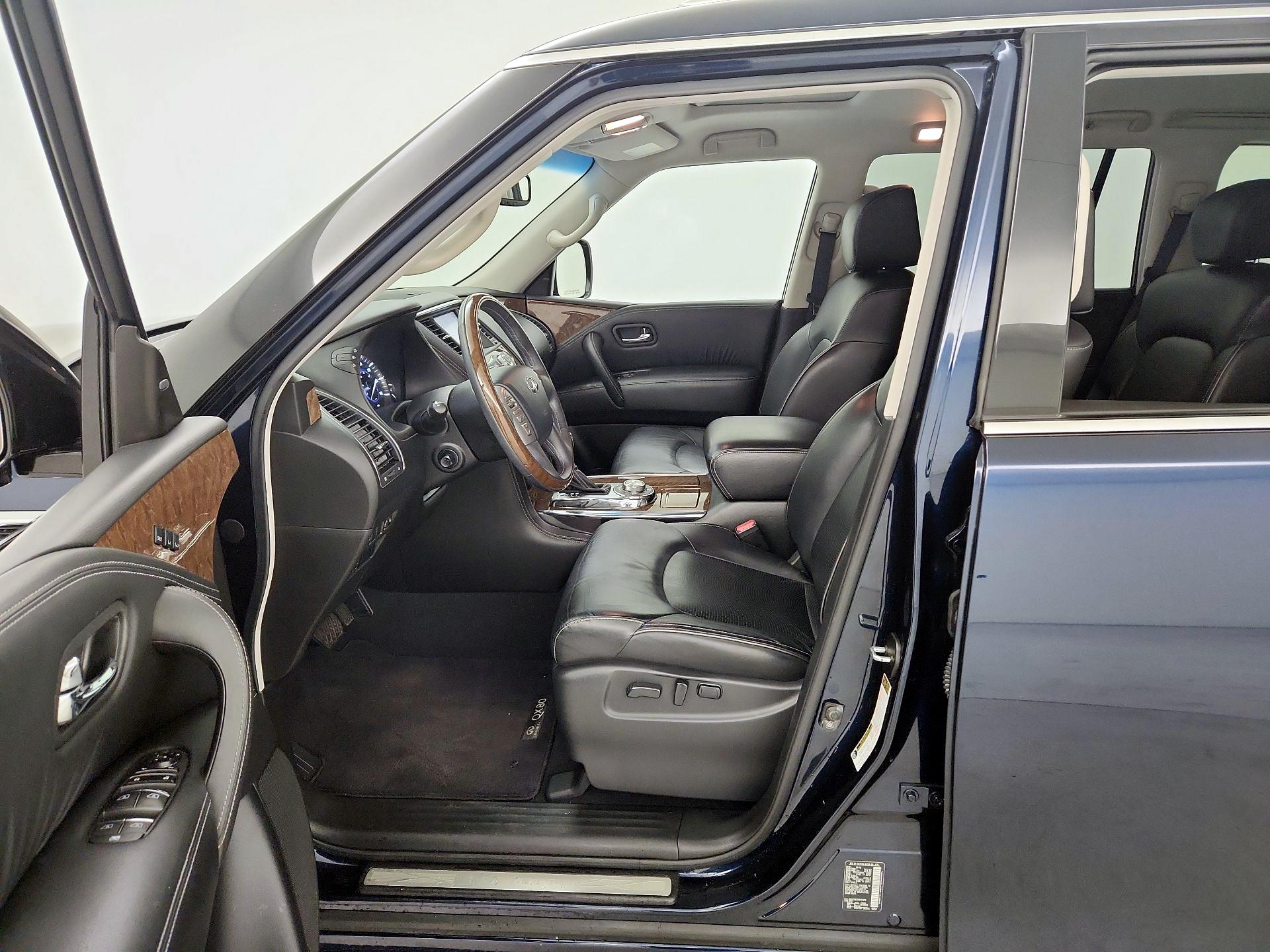 Thumbnail: 2017 INFINITI QX80 - 11