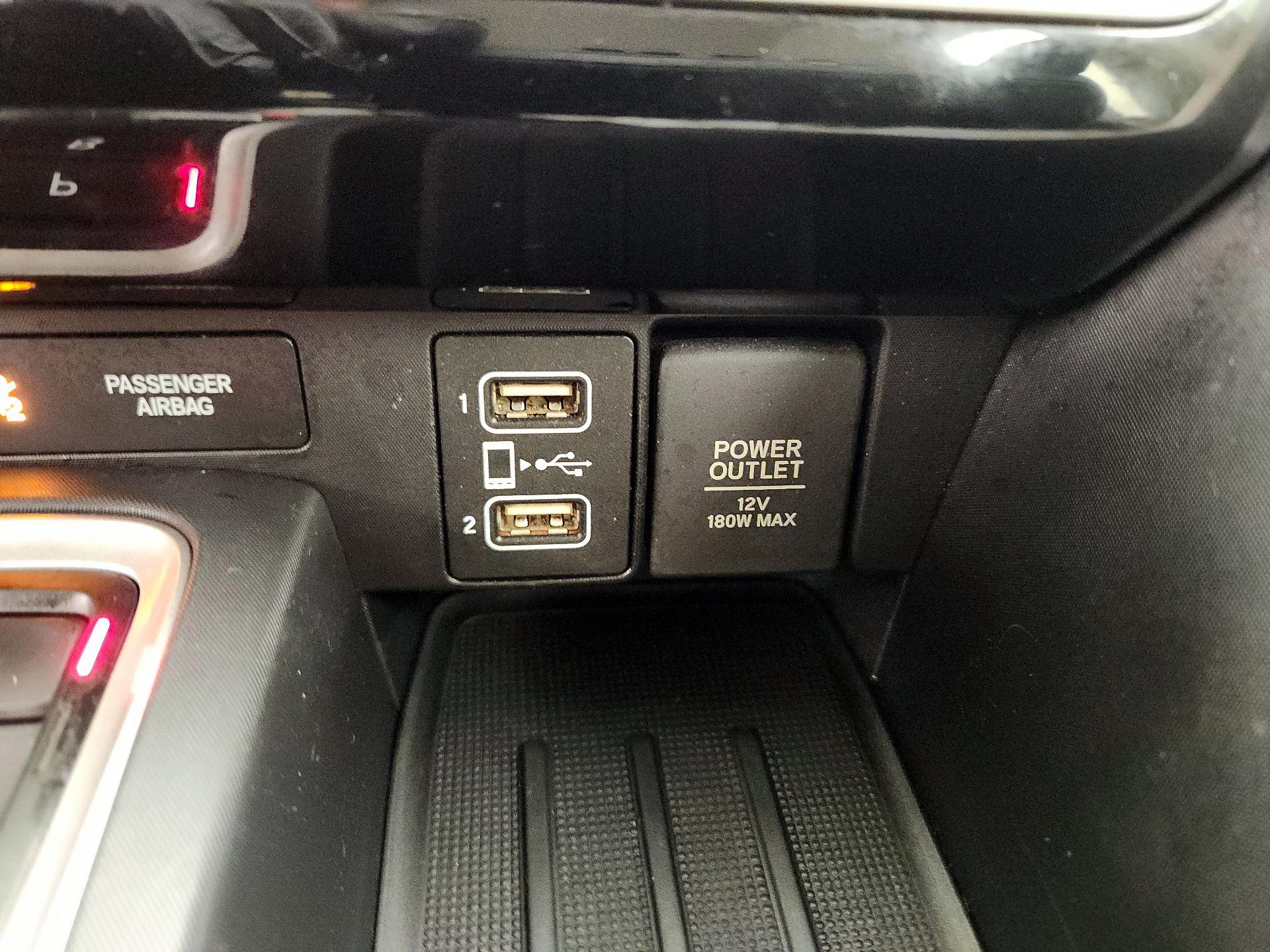 Thumbnail: 2021 Honda Insight - 18