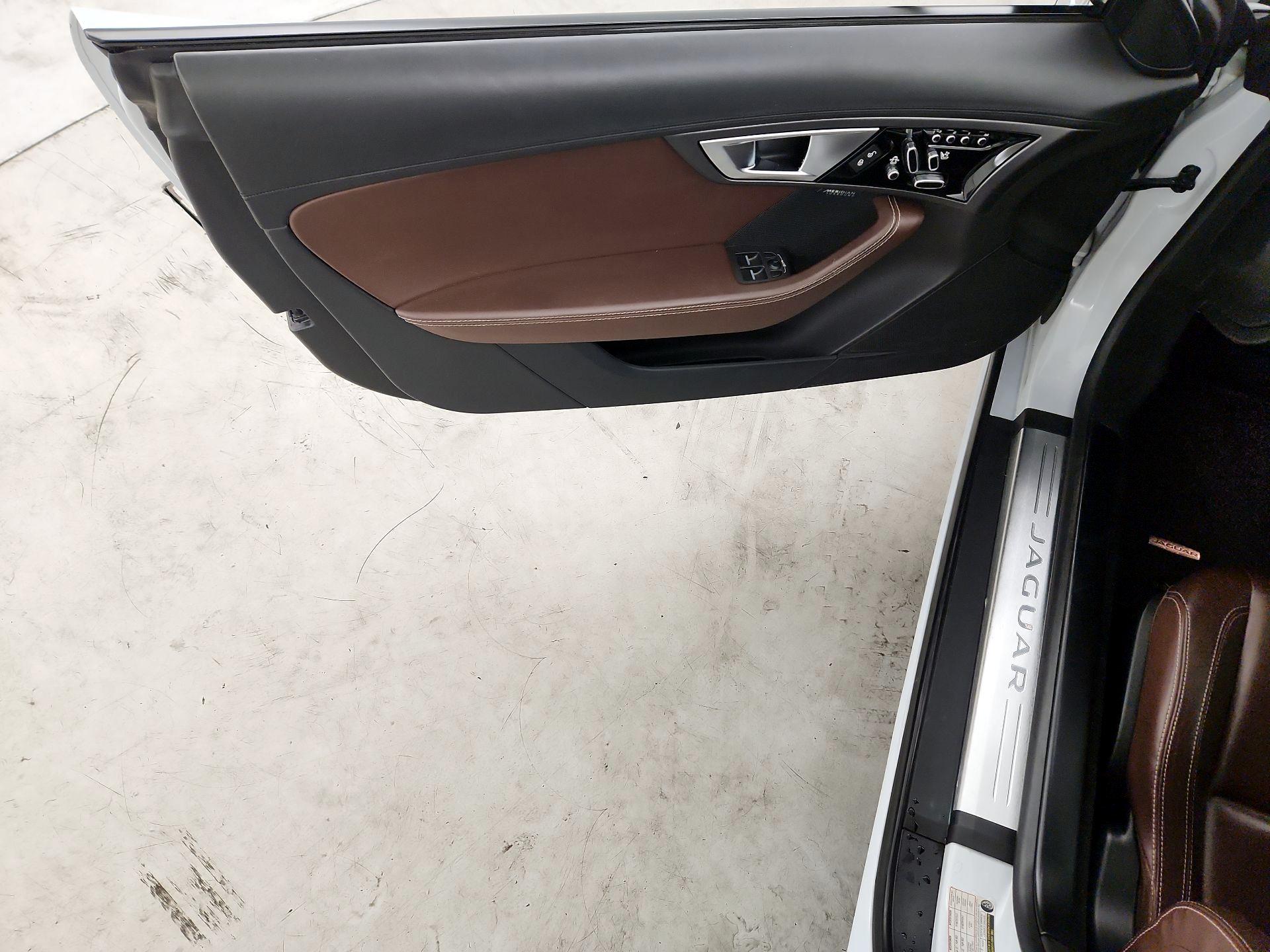 Thumbnail: 2017 Jaguar F-Type - 12