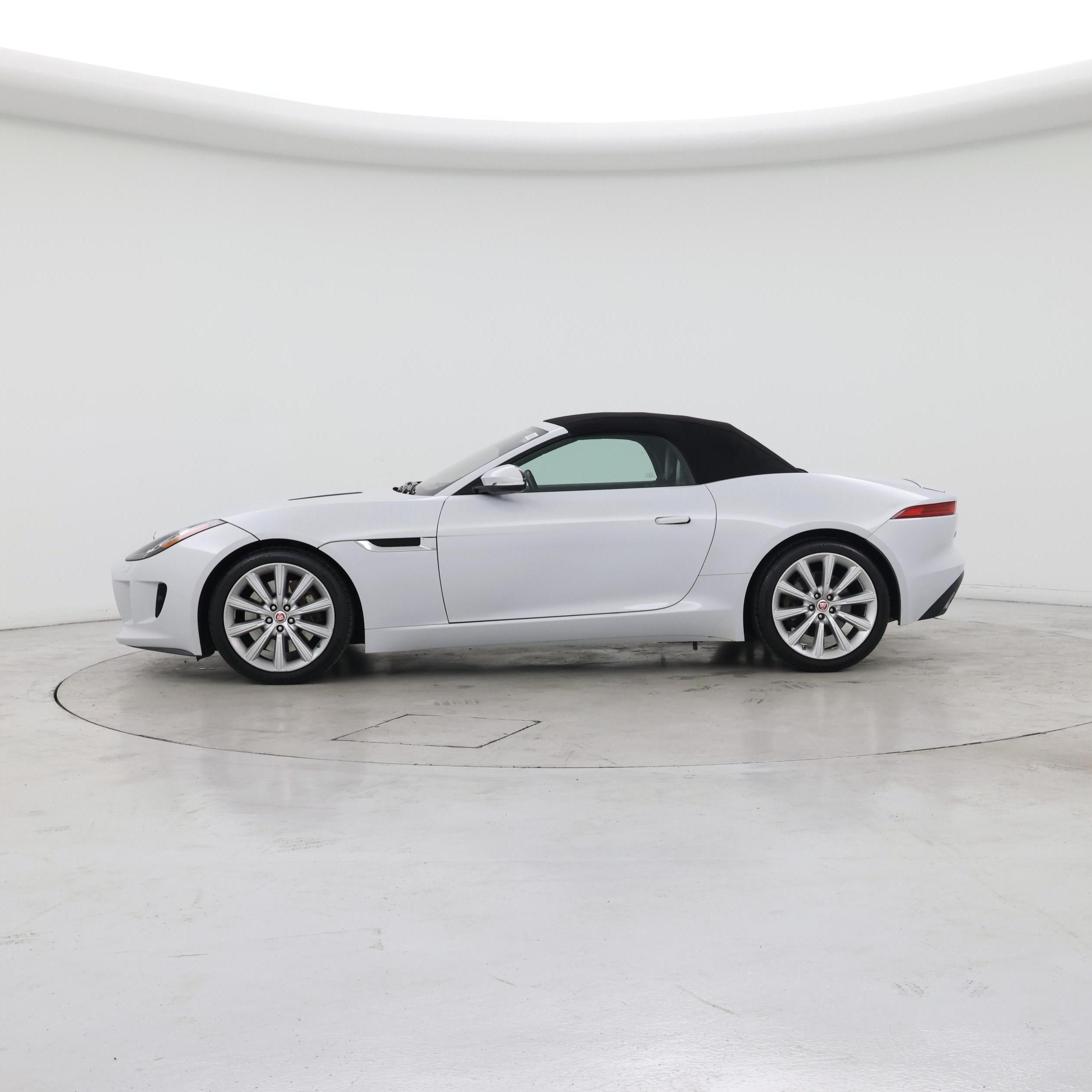 Thumbnail: 2017 Jaguar F-Type - 3