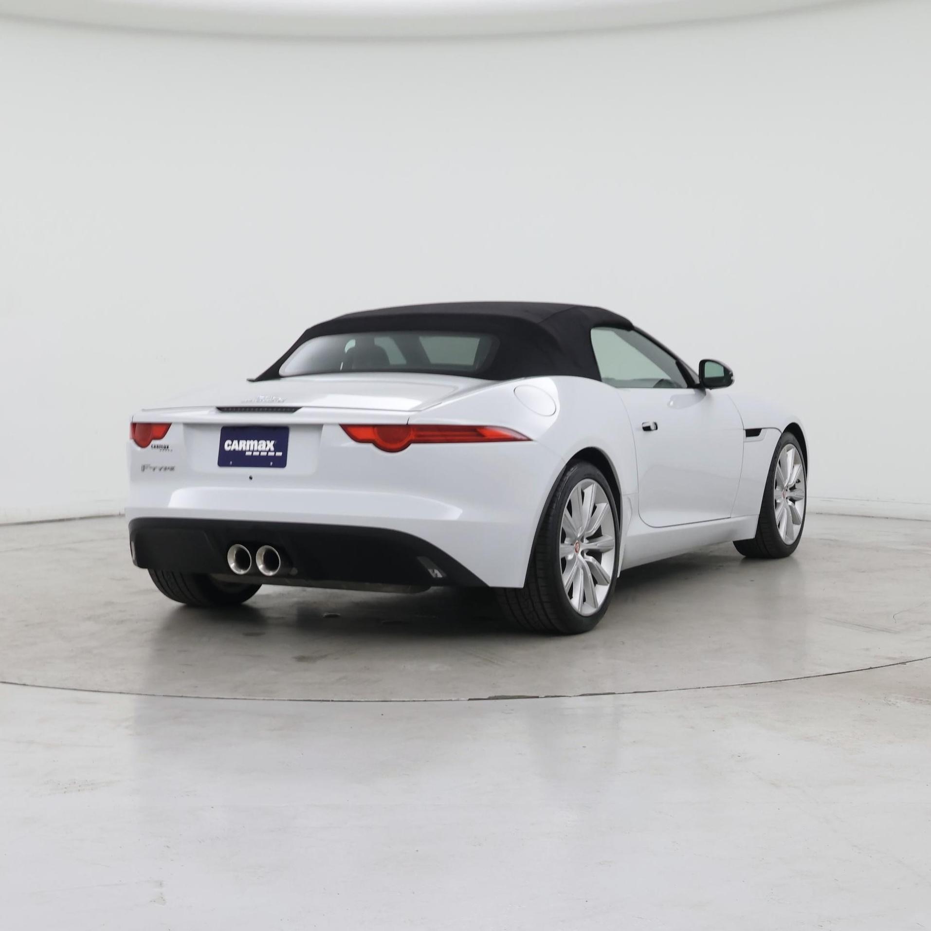 Thumbnail: 2017 Jaguar F-Type - 8