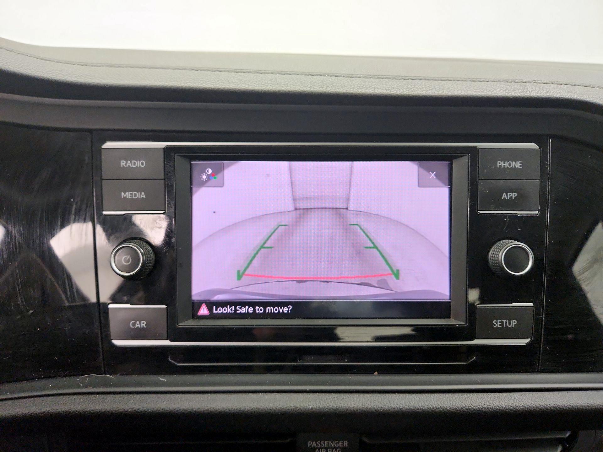 Thumbnail: 2019 Volkswagen Jetta - 14