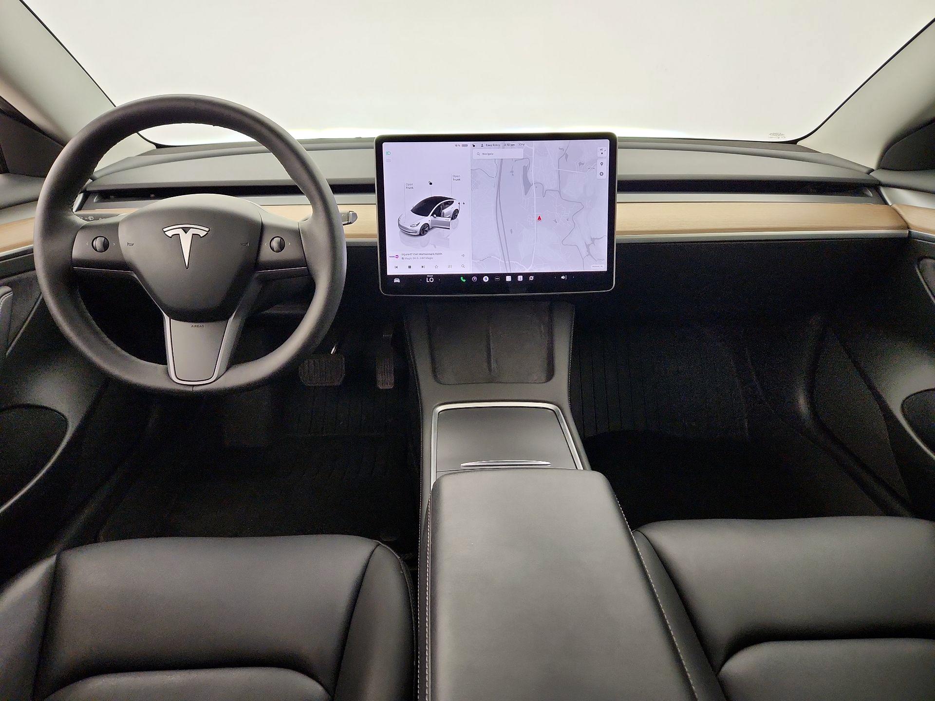 Thumbnail: 2023 Tesla Model 3 - 9