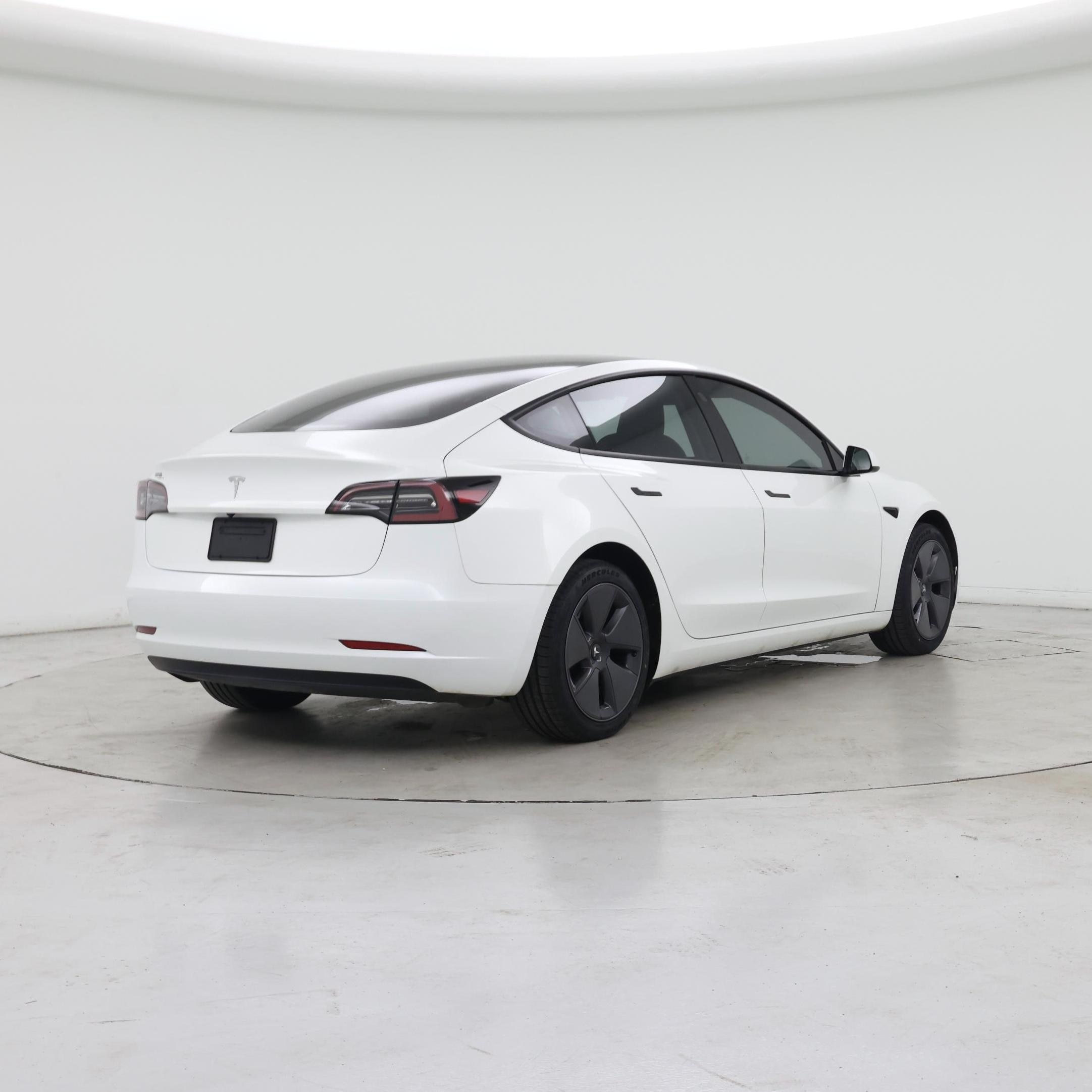 Thumbnail: 2023 Tesla Model 3 - 8