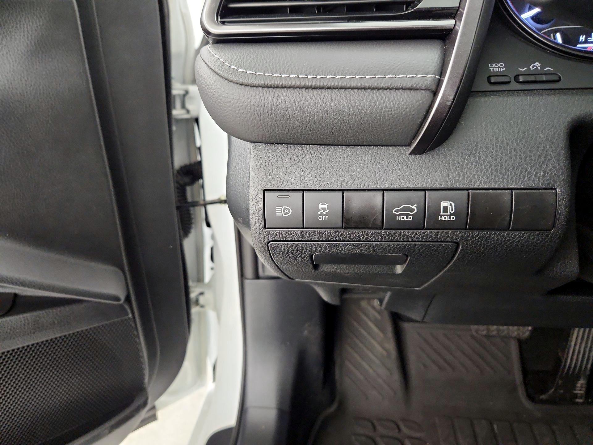 Thumbnail: 2024 Toyota Camry - 13