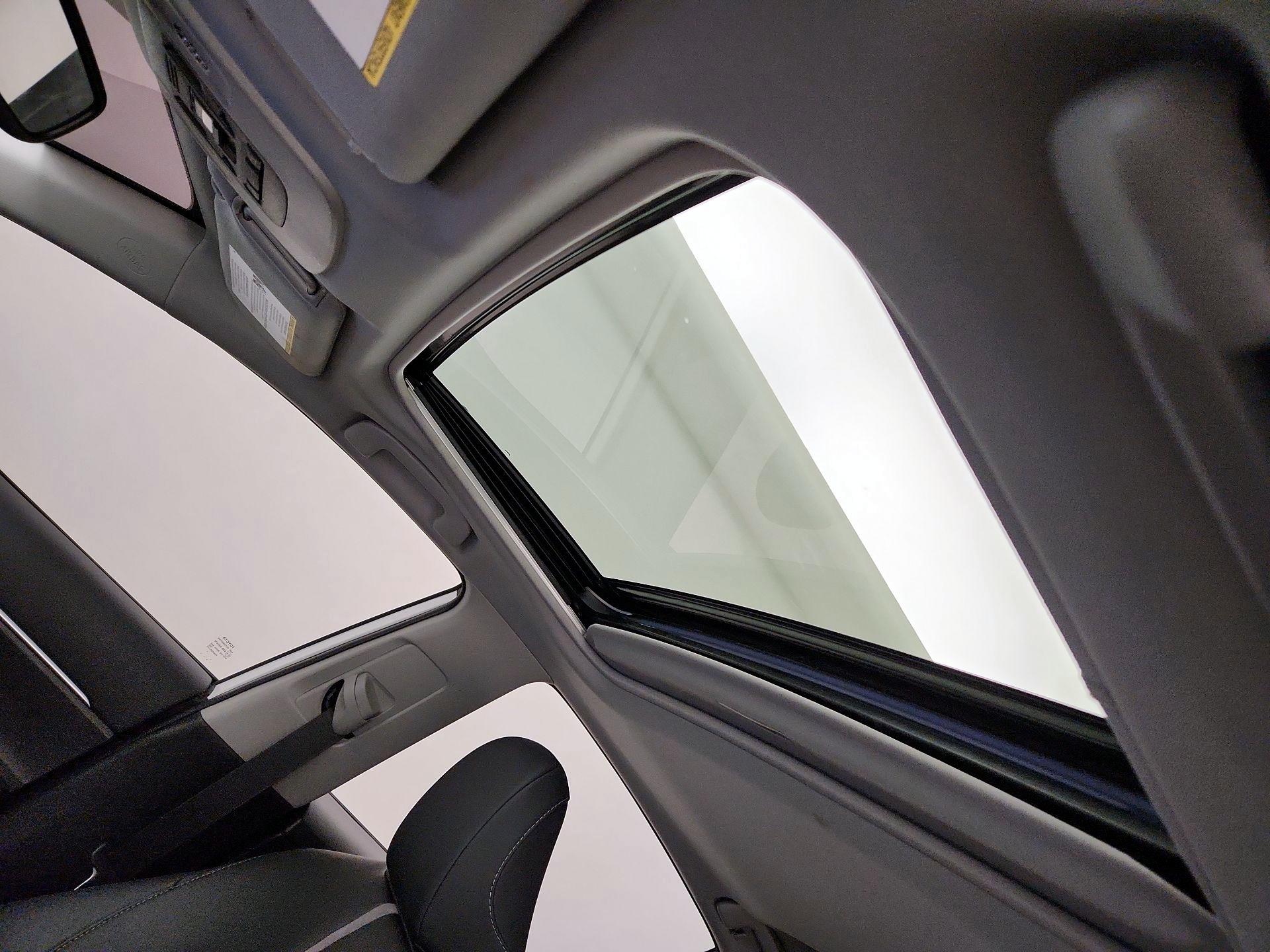 Thumbnail: 2024 Toyota Camry - 19