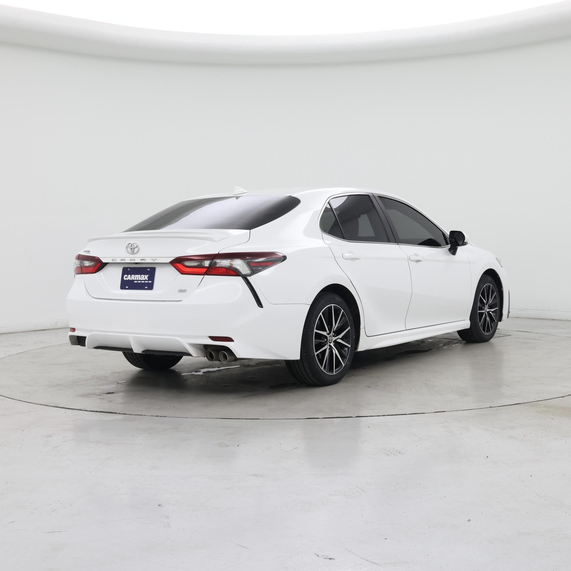 Thumbnail: 2024 Toyota Camry - 8