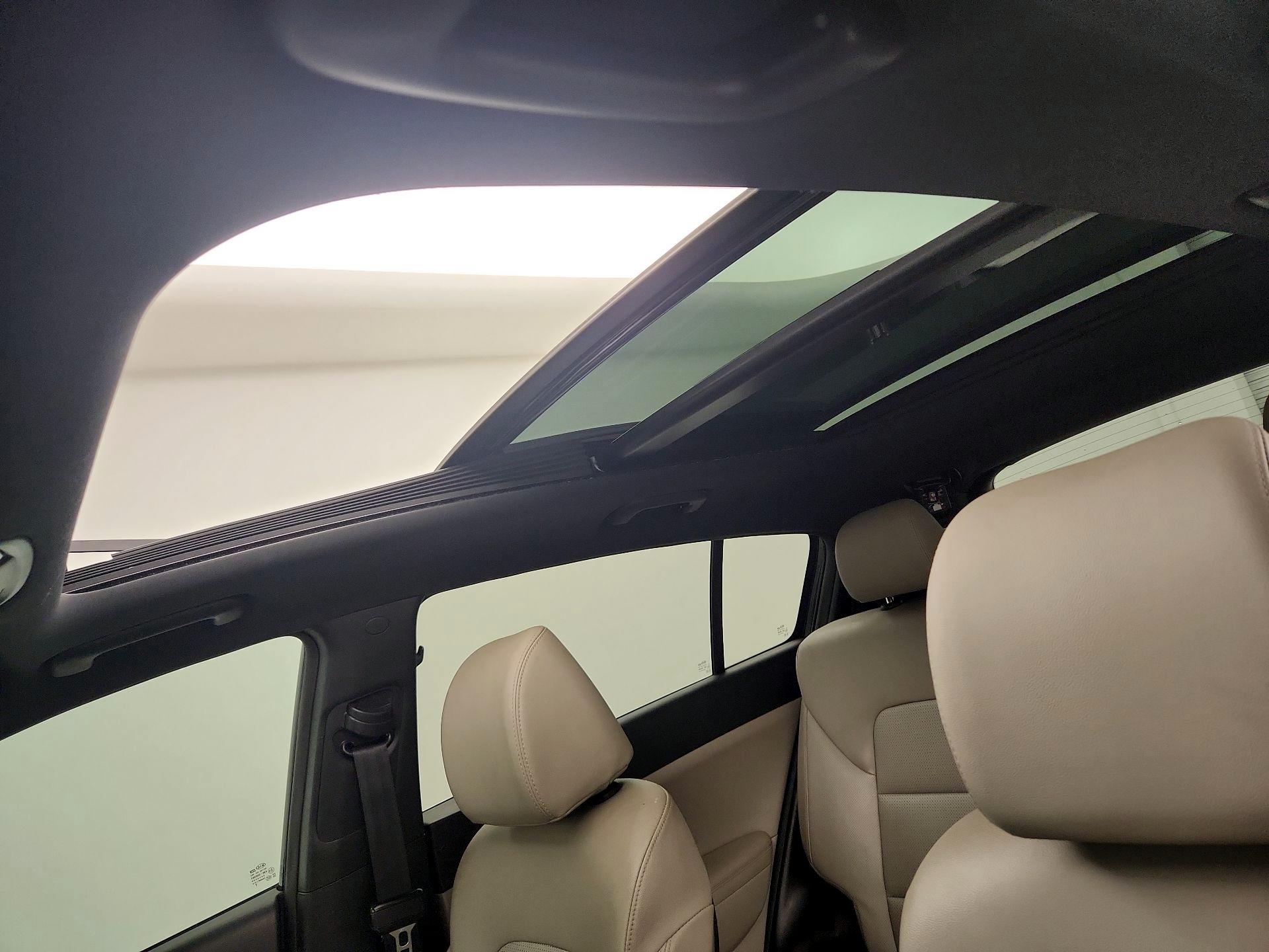 Thumbnail: 2020 Kia Sportage - 19