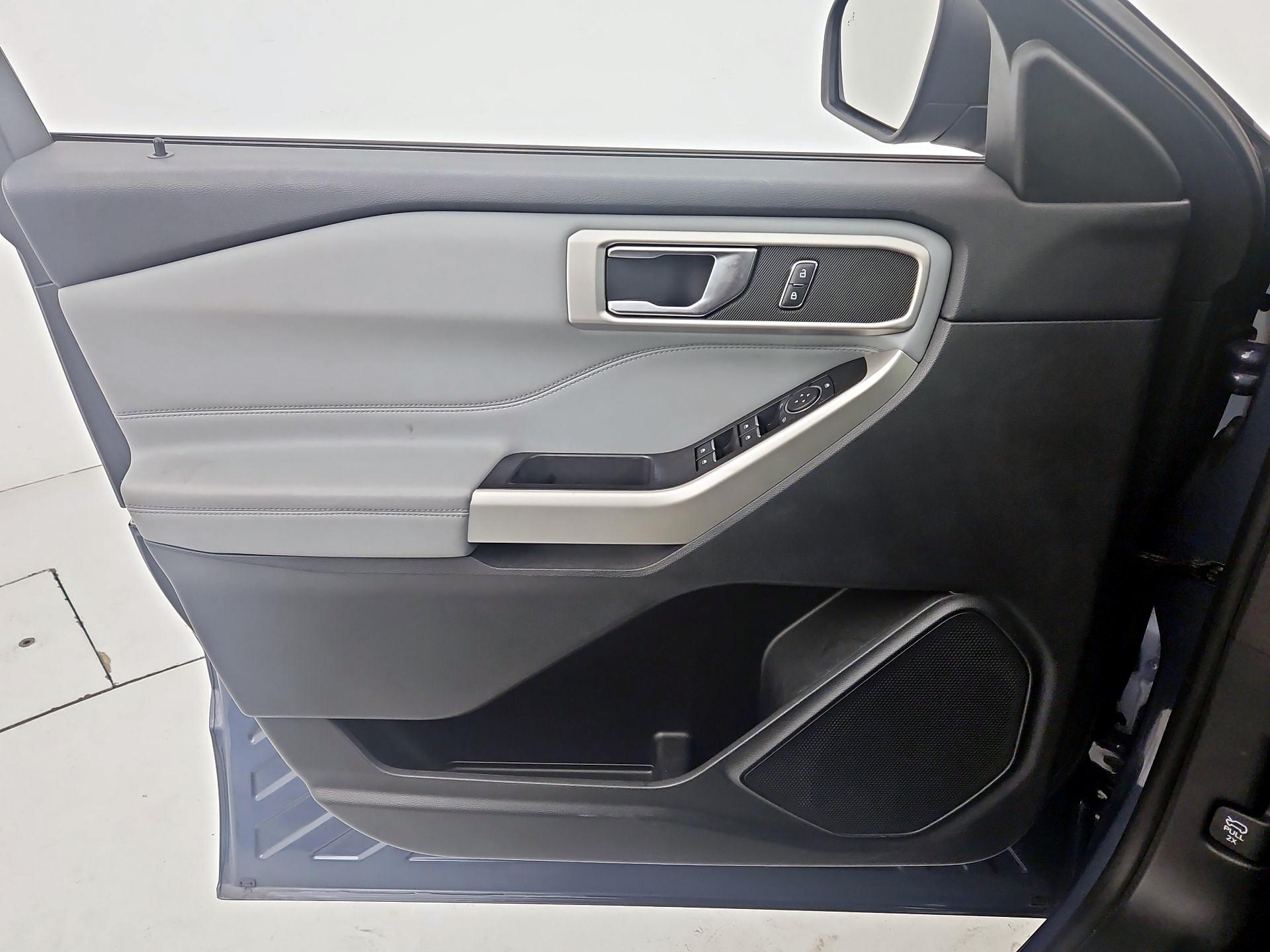 Thumbnail: 2021 Ford Explorer - 12