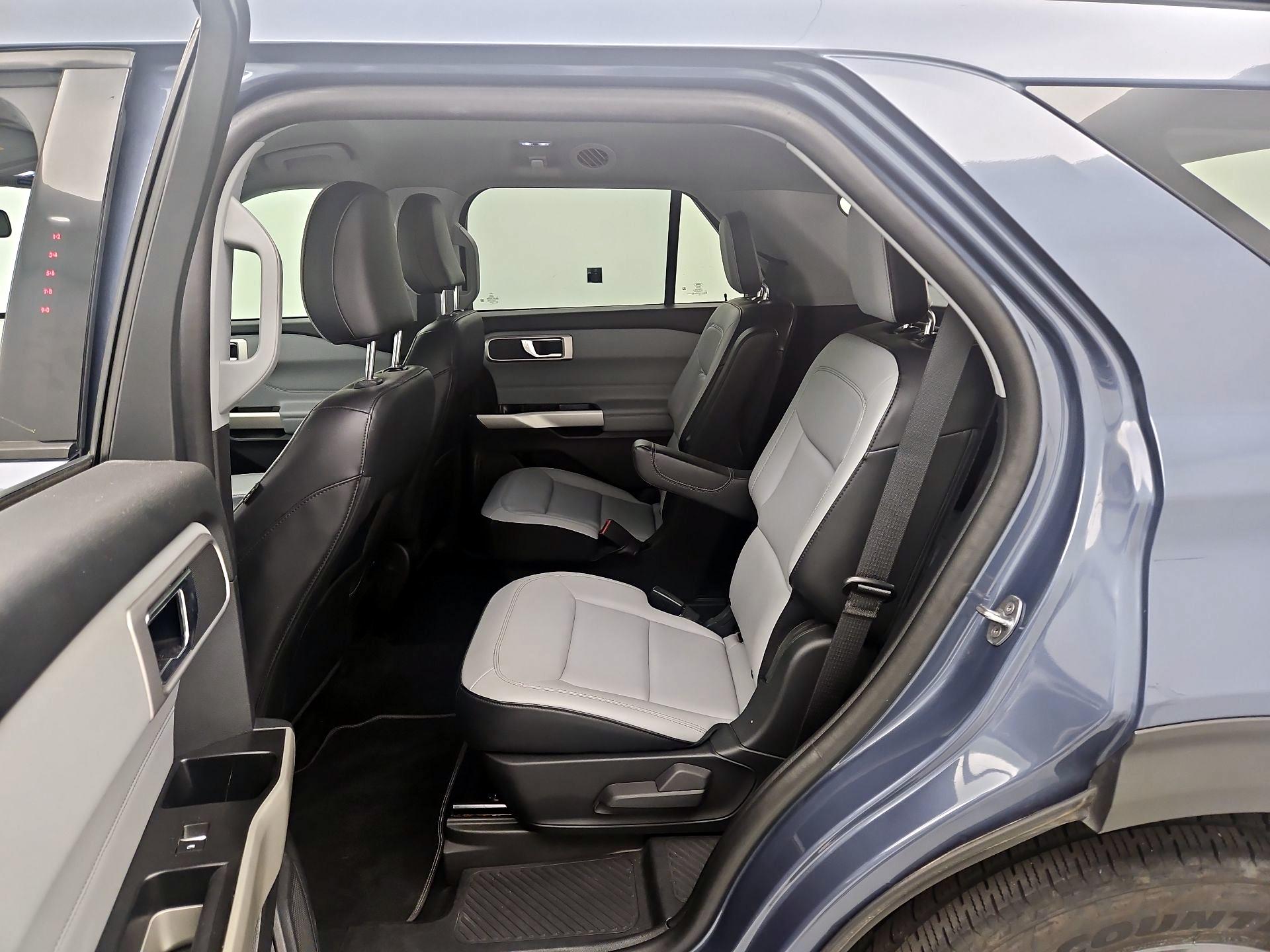 Thumbnail: 2021 Ford Explorer - 20