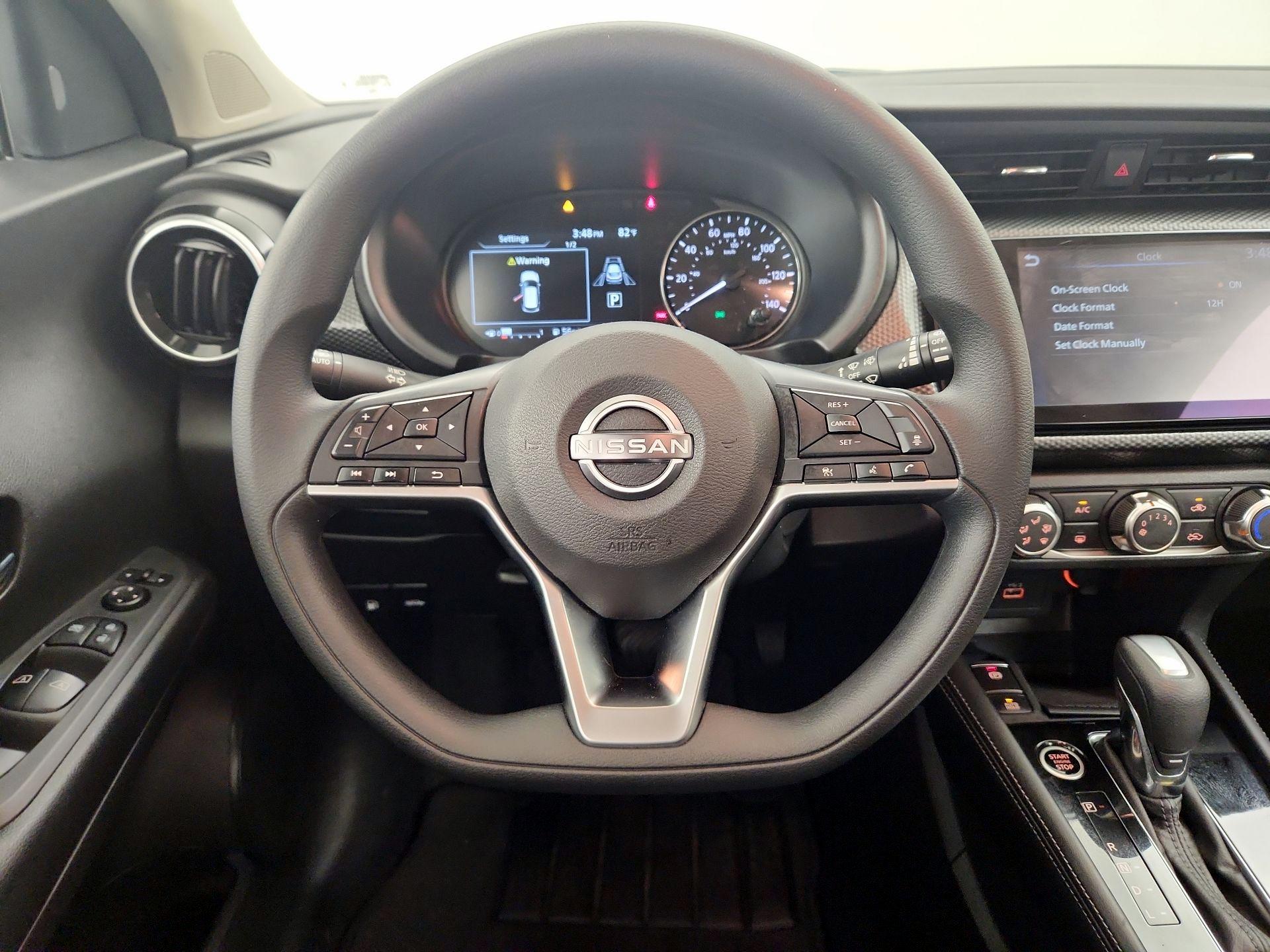 Thumbnail: 2023 Nissan Kicks - 10