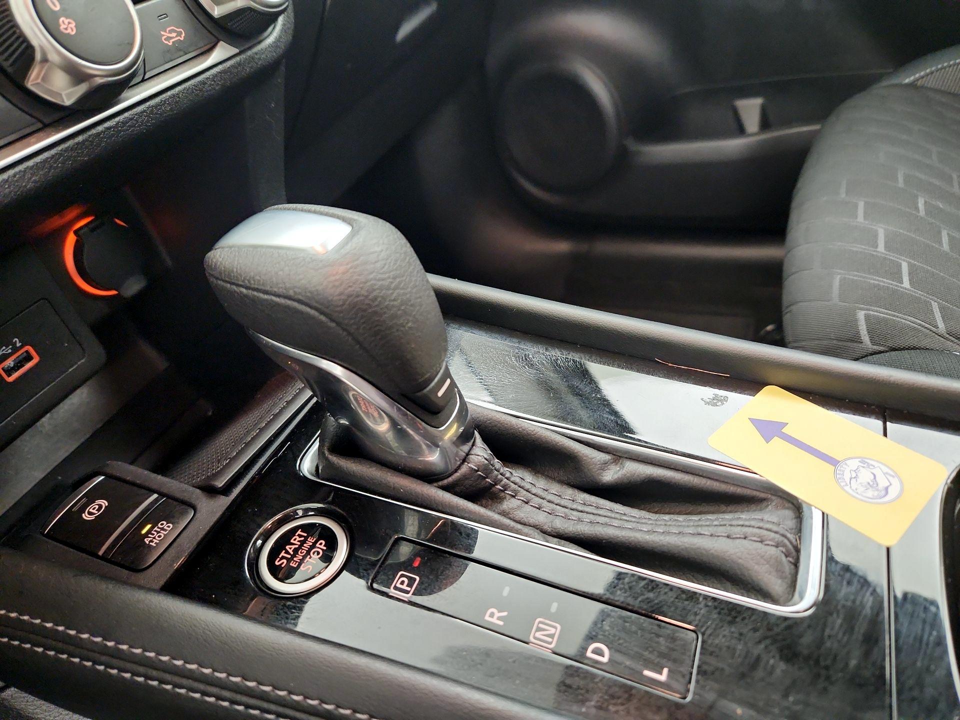 Thumbnail: 2023 Nissan Kicks - 17