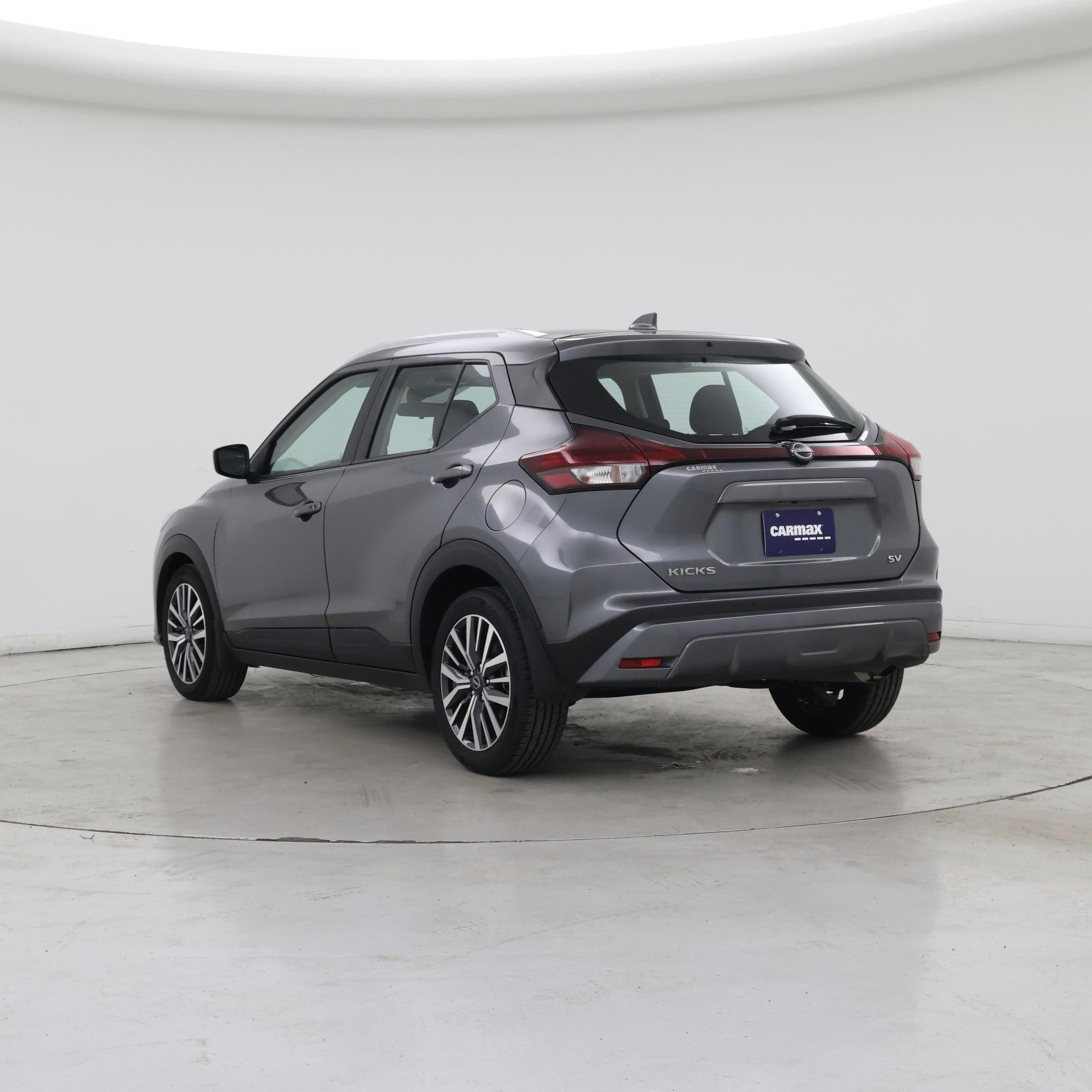 Thumbnail: 2023 Nissan Kicks - 2