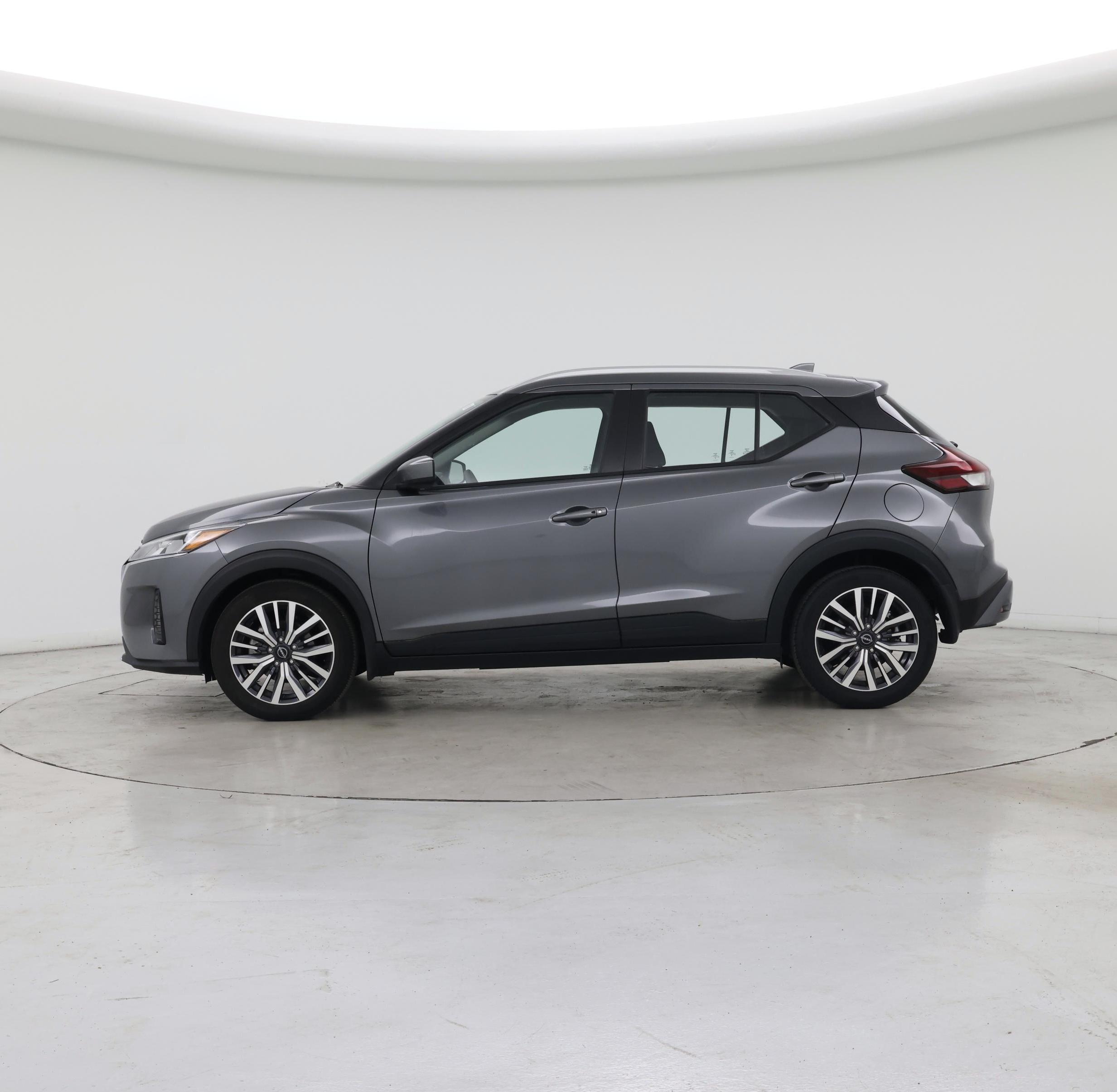Thumbnail: 2023 Nissan Kicks - 3