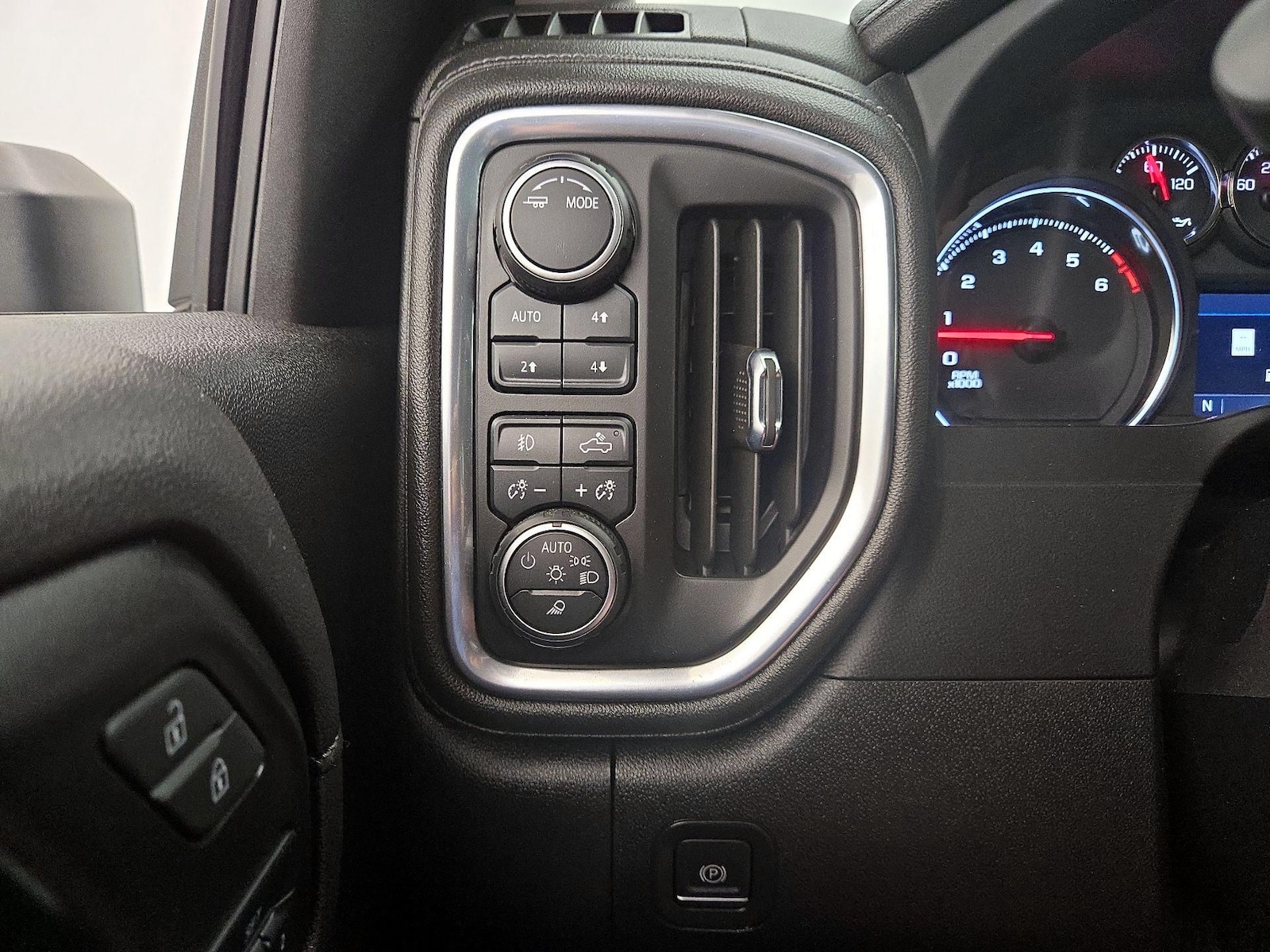 2022 Chevrolet Silverado 2500HD LTZ - Photo 14