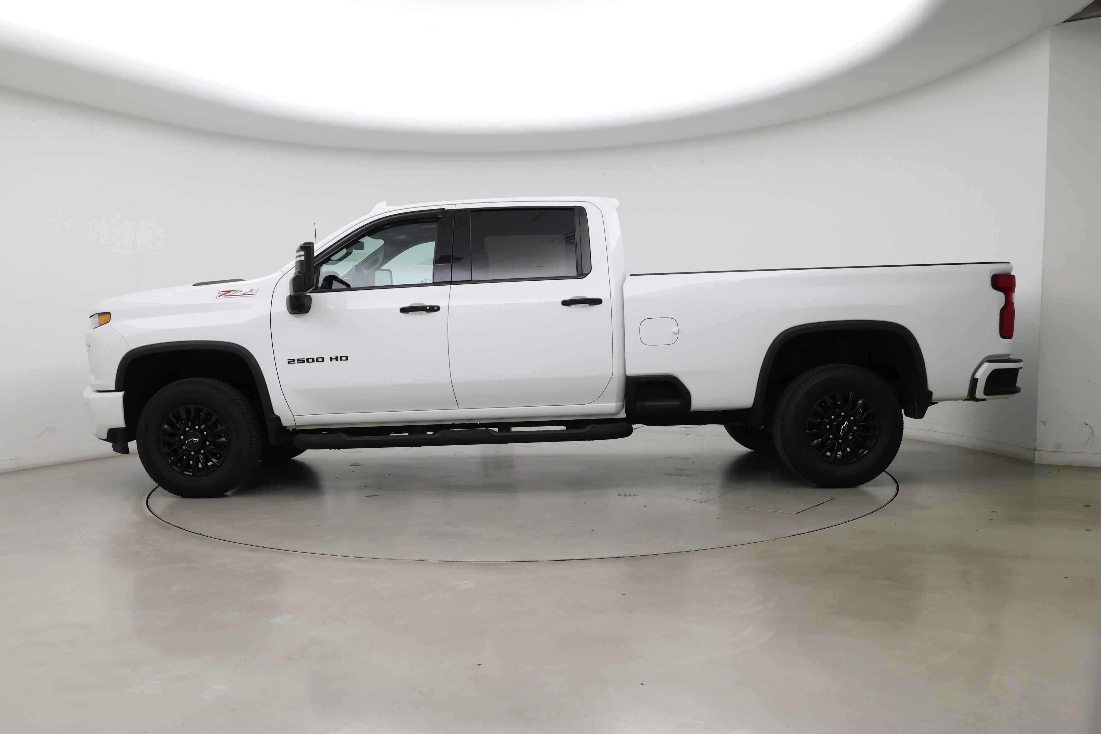 Thumbnail: 2022 Chevrolet Silverado 2500 - 3