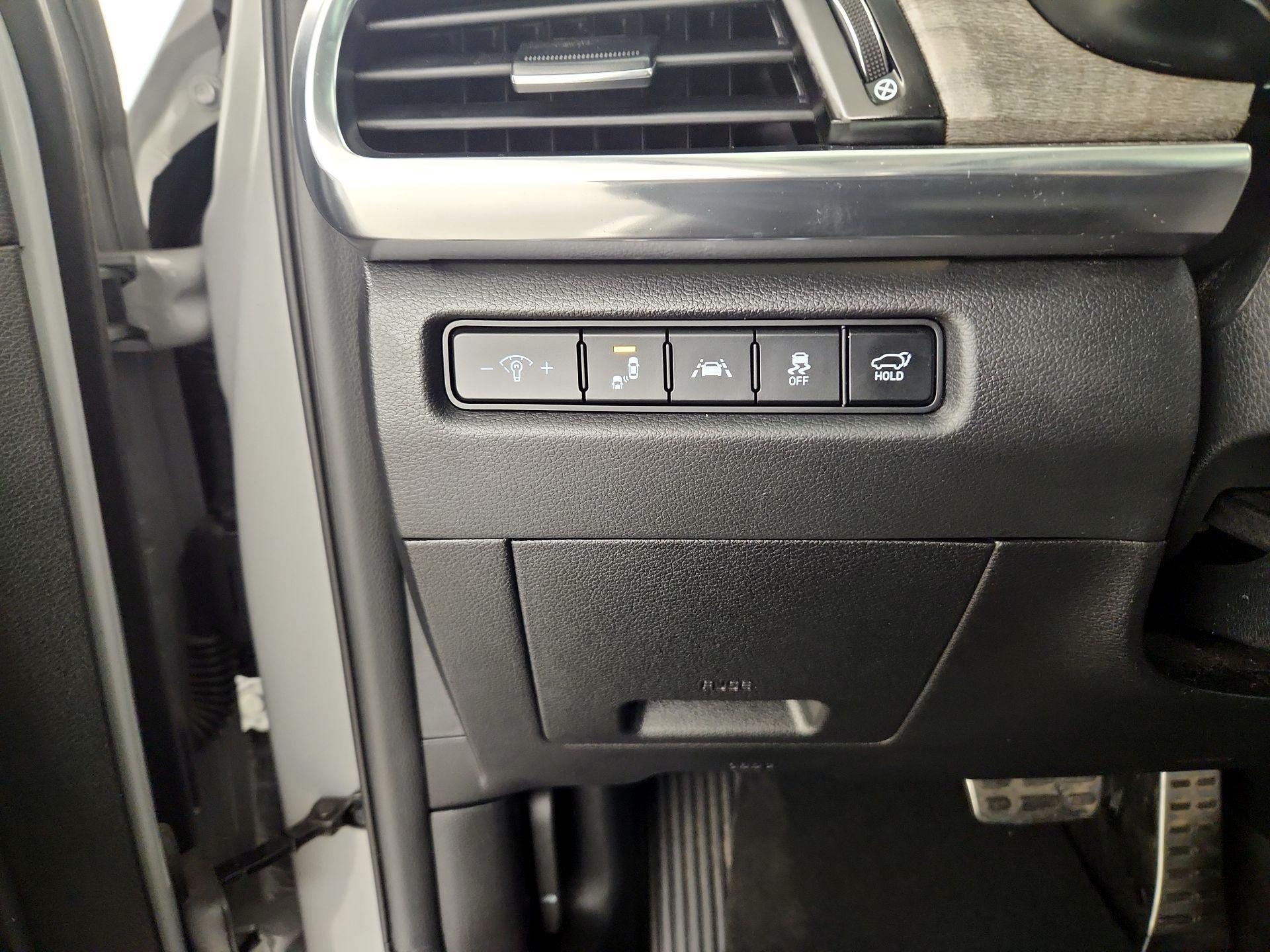 Thumbnail: 2022 Kia Telluride - 13