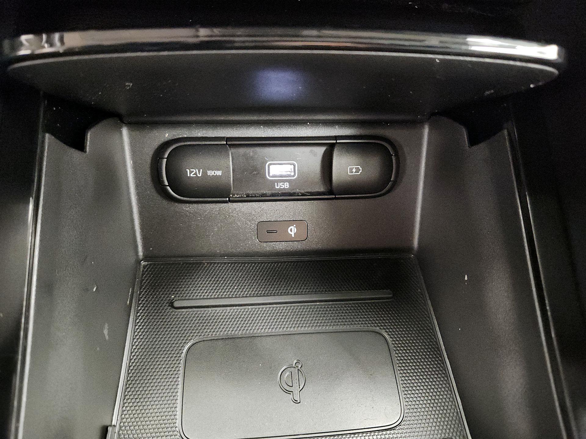 Thumbnail: 2022 Kia Telluride - 19